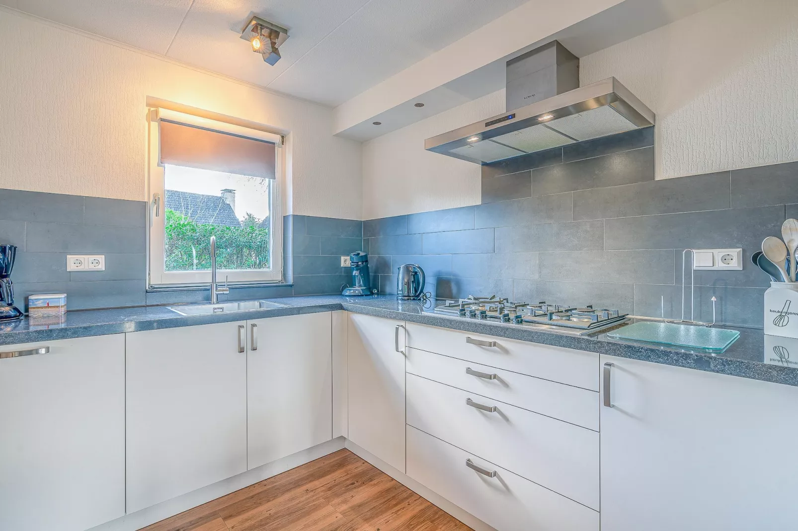 Kamperfoelie 55-Keuken