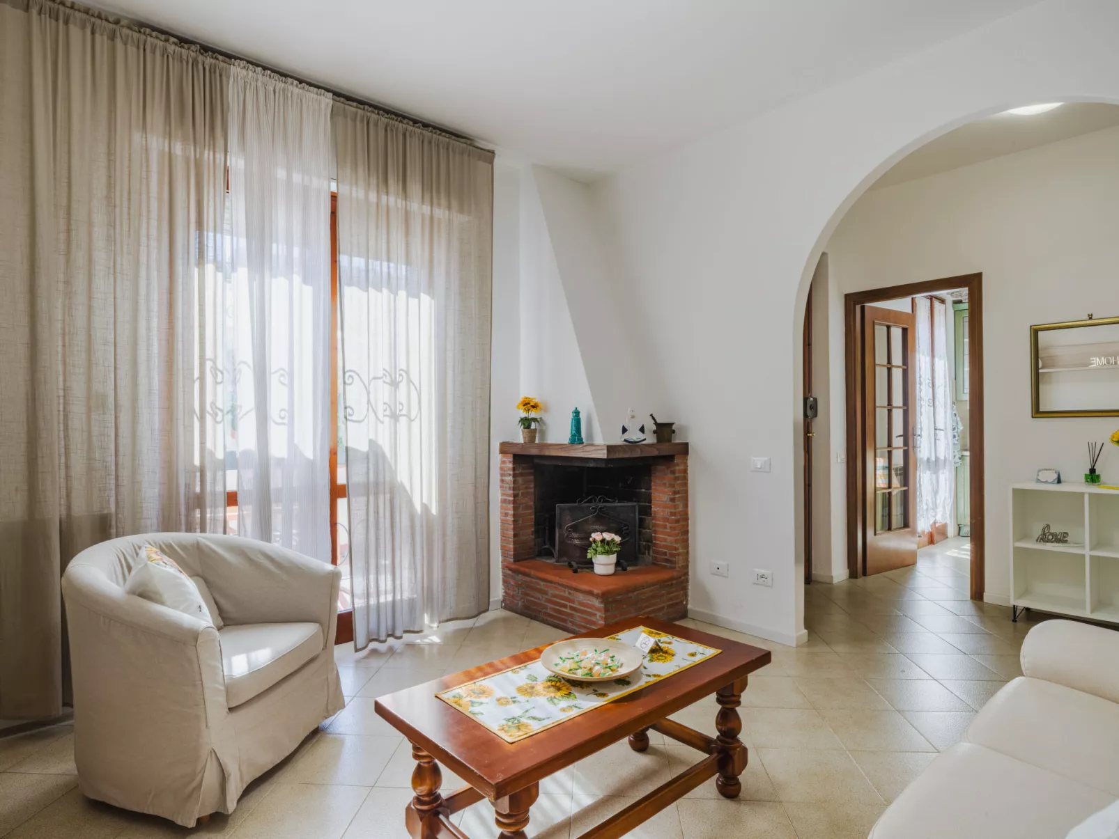 Sunflower piano terra-Binnen