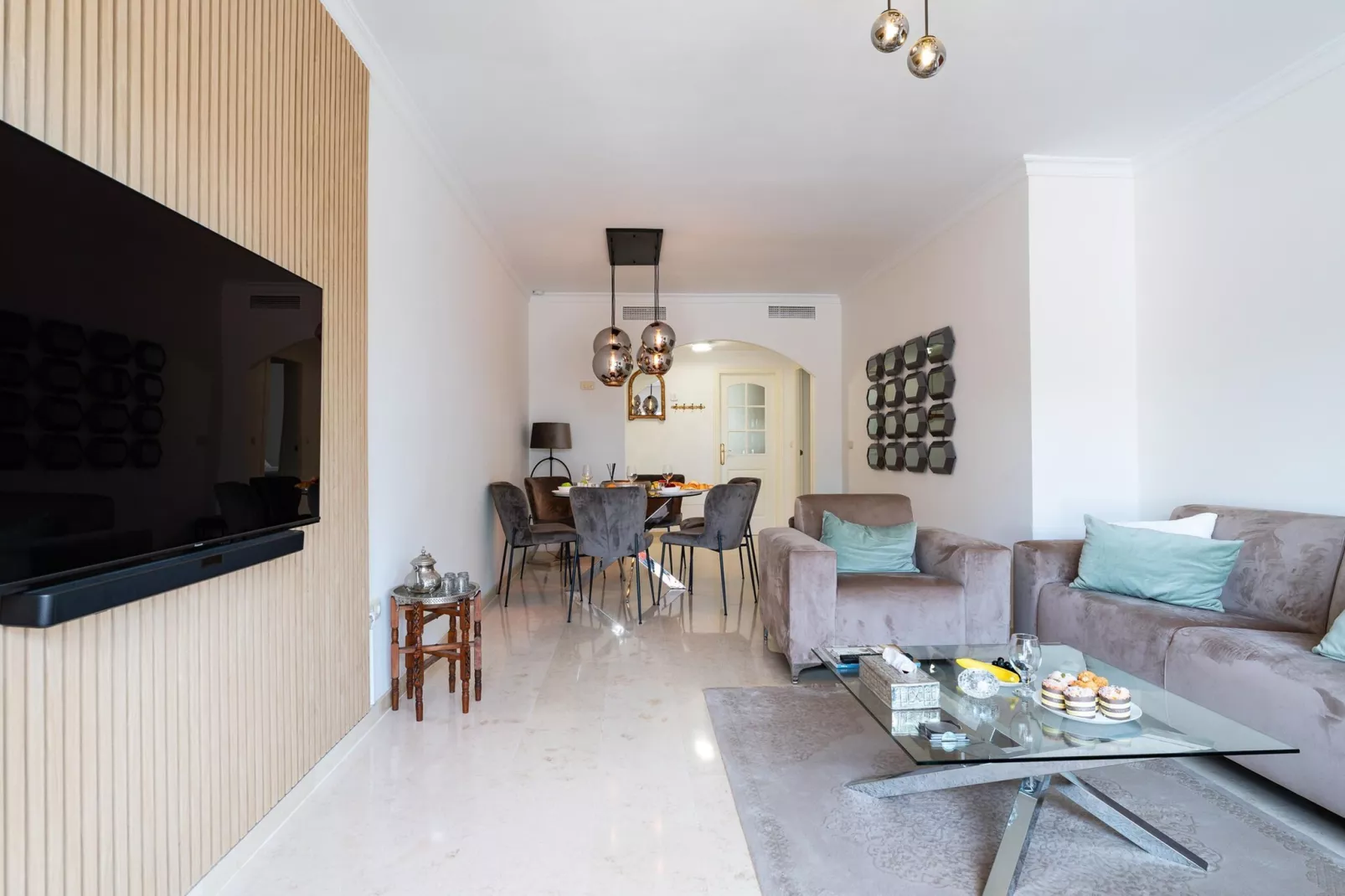 CT 366 - Faro's Silent Dream in Elviria - Marbella-Woonkamer
