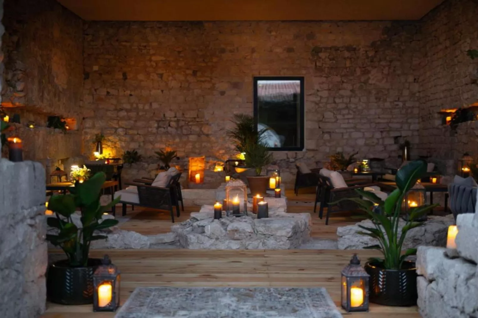 Double Room 10 - Eetkamer