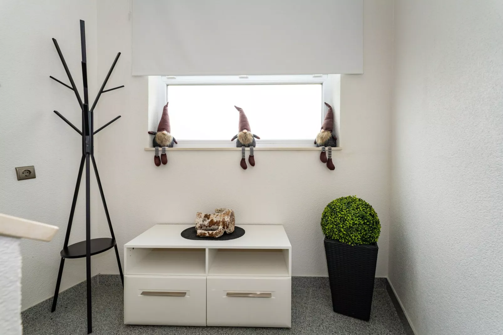 Sea view penthouse Nikita-Sfeer