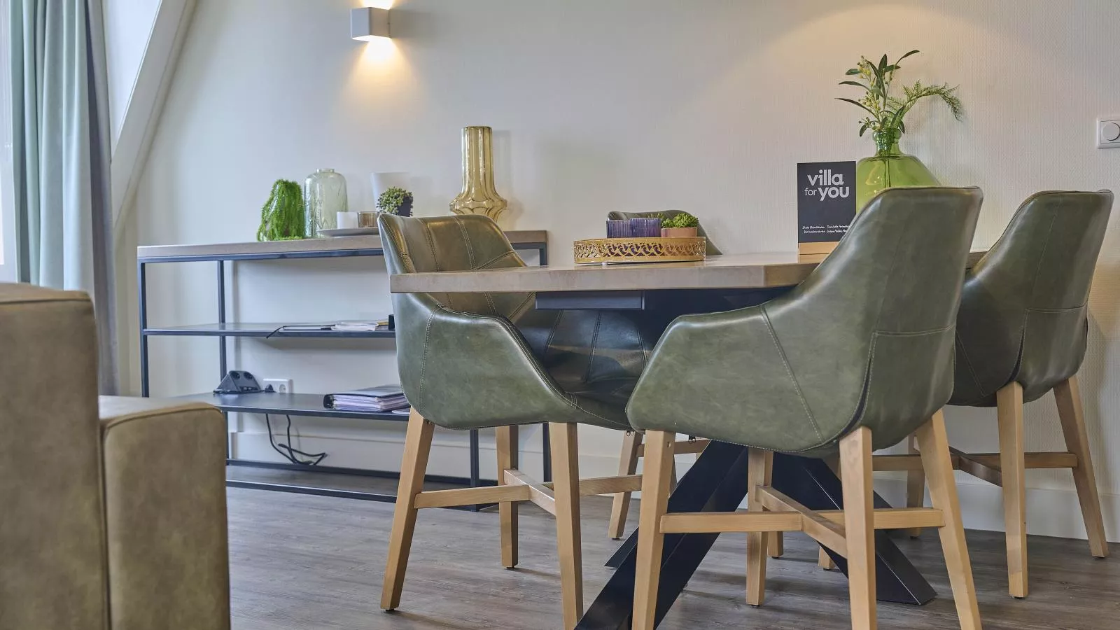 Sauna Zee 27H-Eetkamer