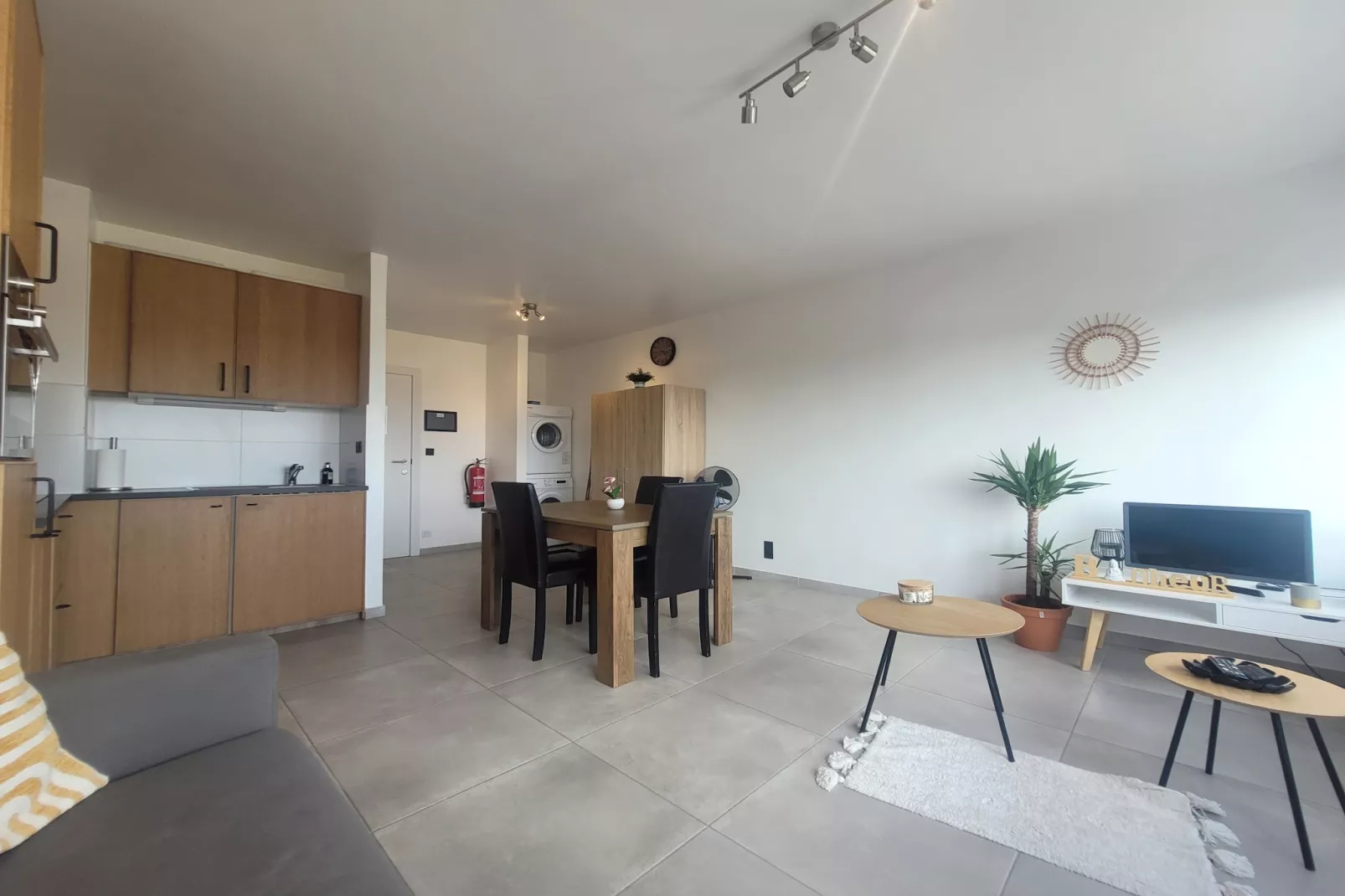 BINNY 0504-Woonkamer