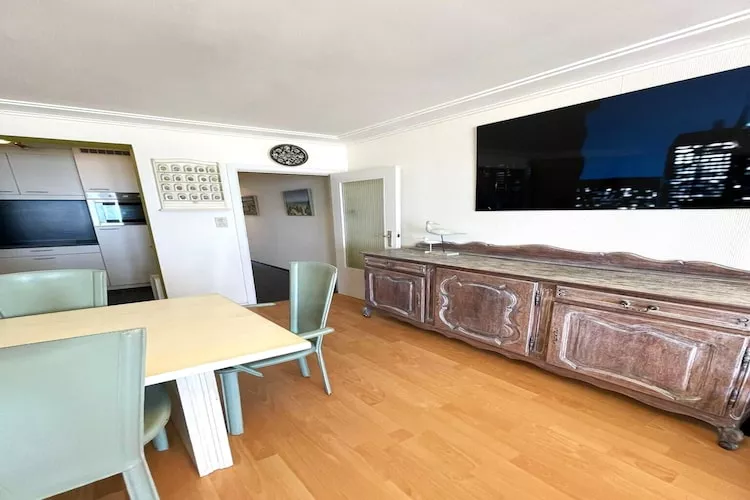 BEAULIEU 0702/ 16-Eetkamer