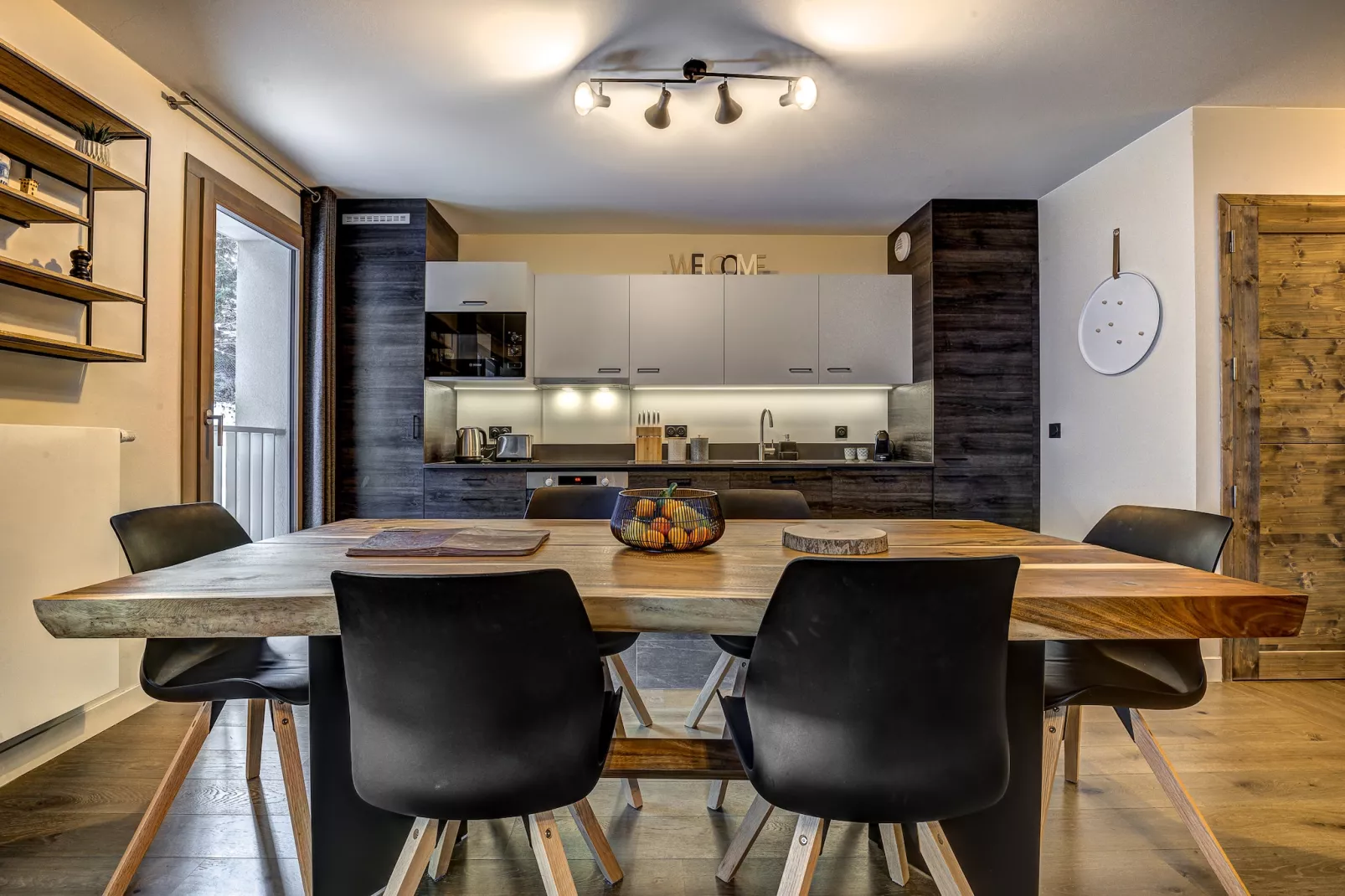 White Pearl A21-Eetkamer