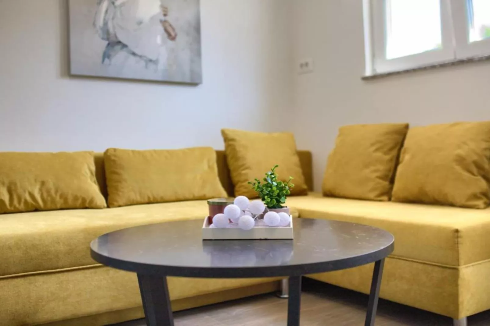 Apartments Mons - One Bedroom Apartment With Terrace (A1)-Buitenlucht