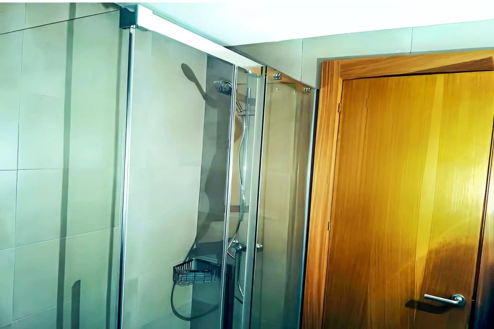 1466-Sapporo-Andrés-Badkamer