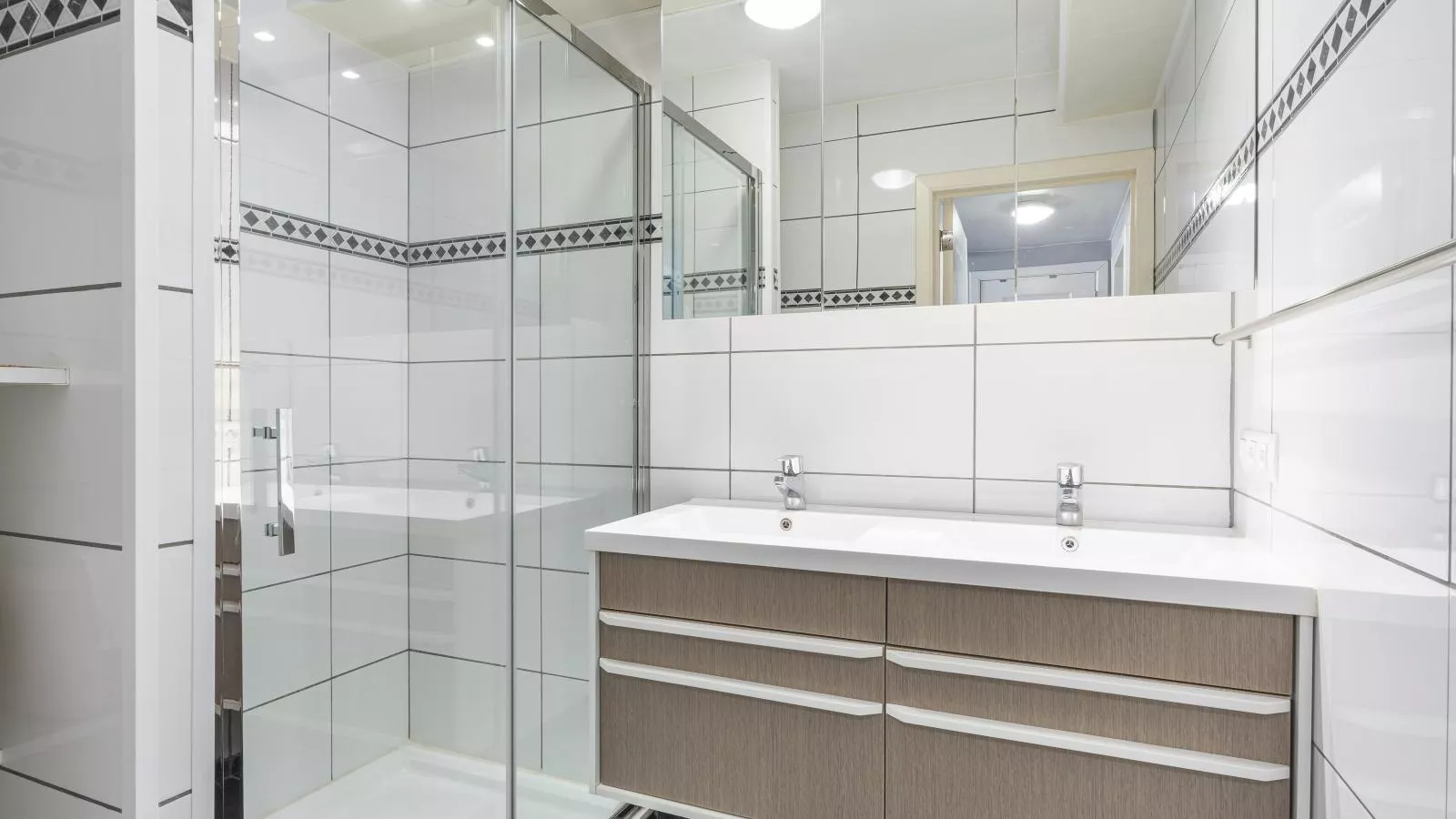 Frederic - 0201-Badkamer