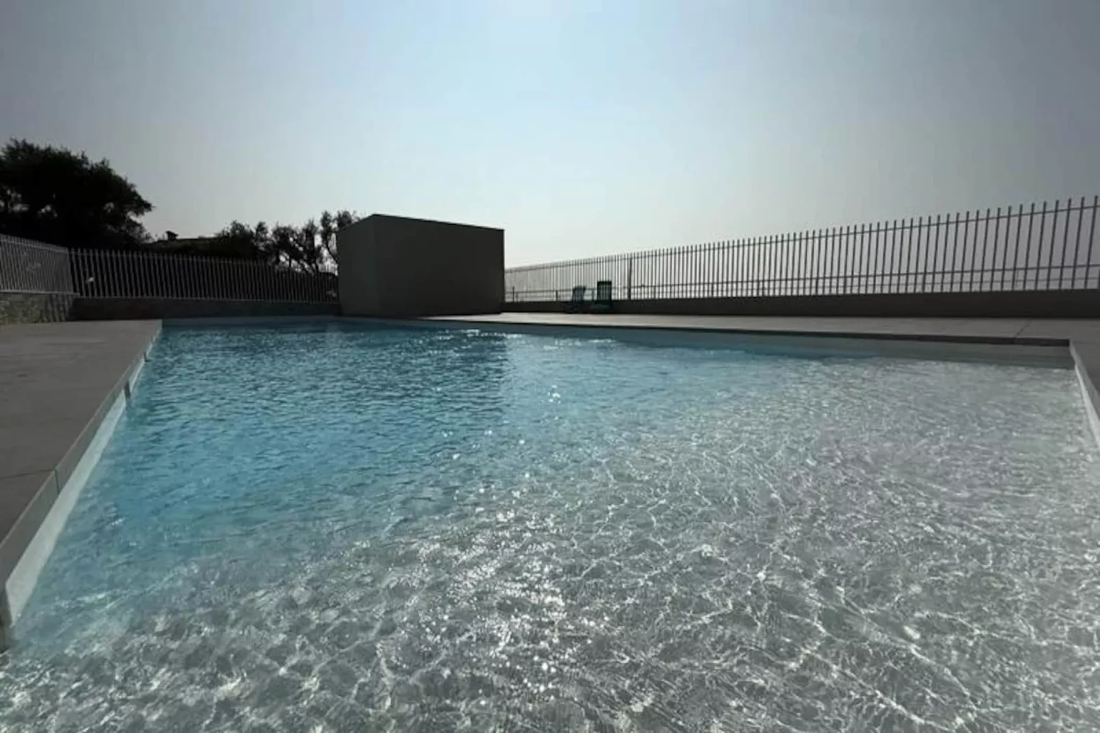 Studio Moderne - Terrasse - Piscine-Niet-getagd