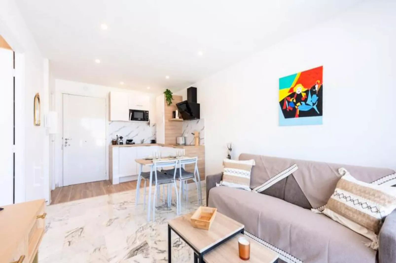 Résidence 2p Rénové Proche Croisette-Niet-getagd