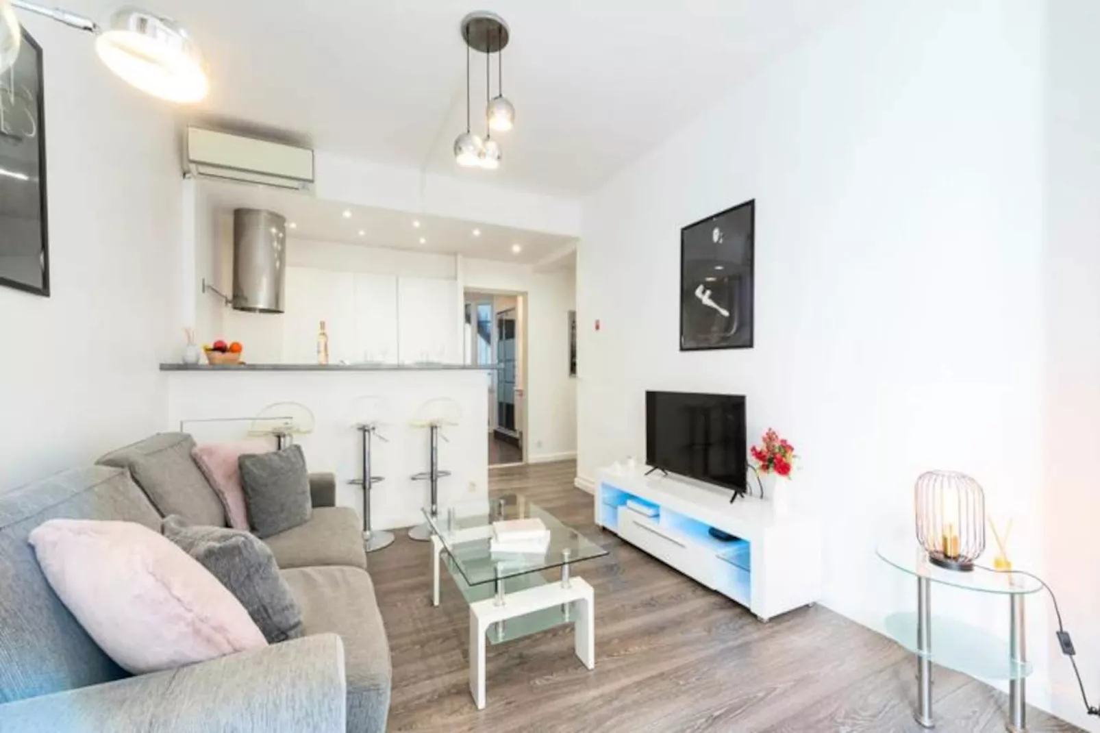 Résidence 2p Centre-ville Cannes Plages &agrave; Pied-Niet-getagd