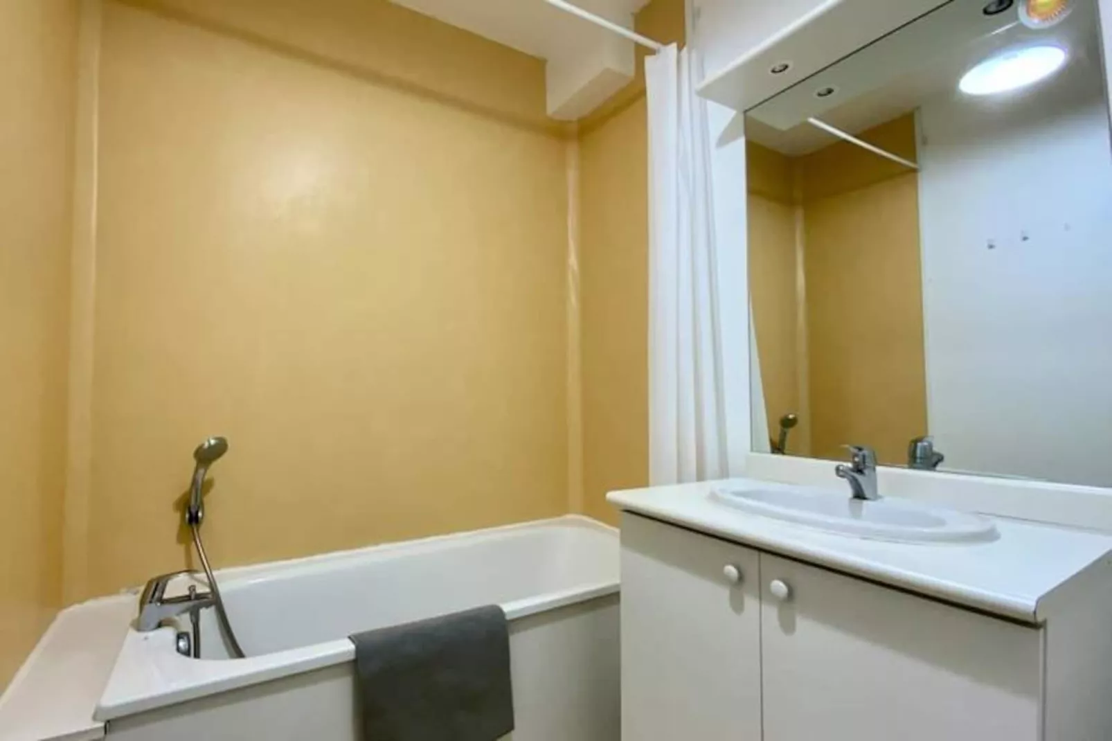 Résidence Les Na&iuml;ades C10 - 2 Chambres Pour 6 Personnes !-Niet-getagd