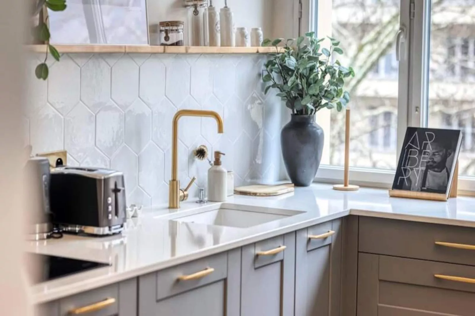 | The Precious 💎 Paul Mistral-Niet-getagd