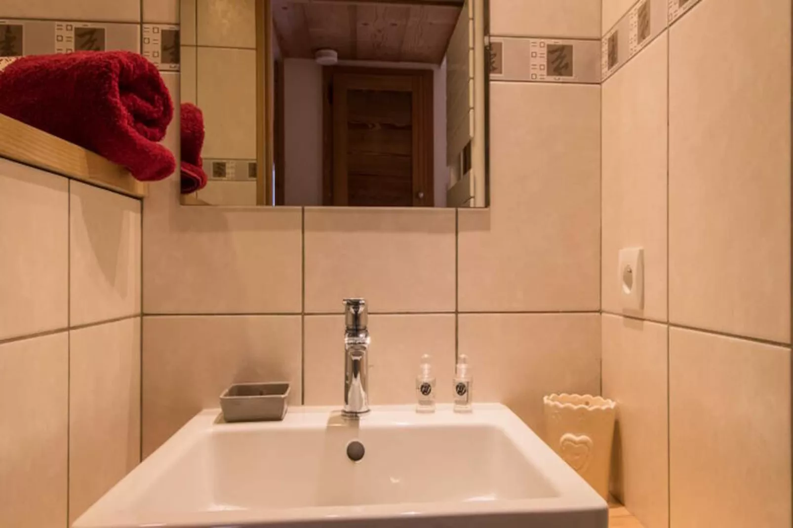 Résidence Solaret - Pâquerette-Niet-getagd