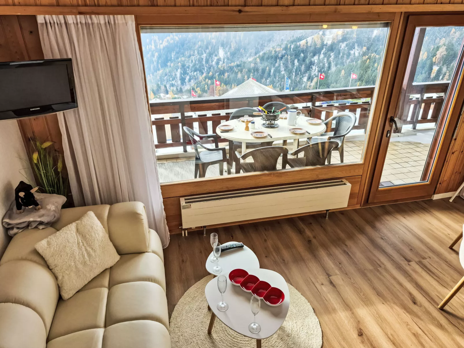 Les Thermalies 202-Binnen