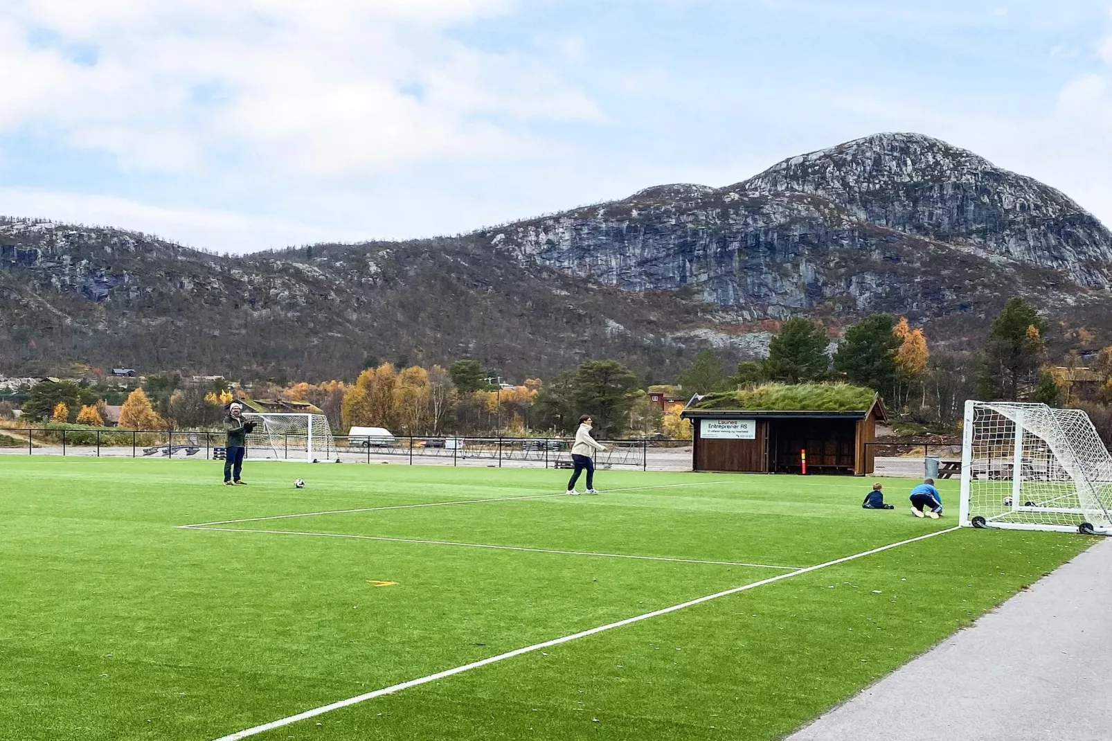 30653-PØLSEBU-Niet-getagd