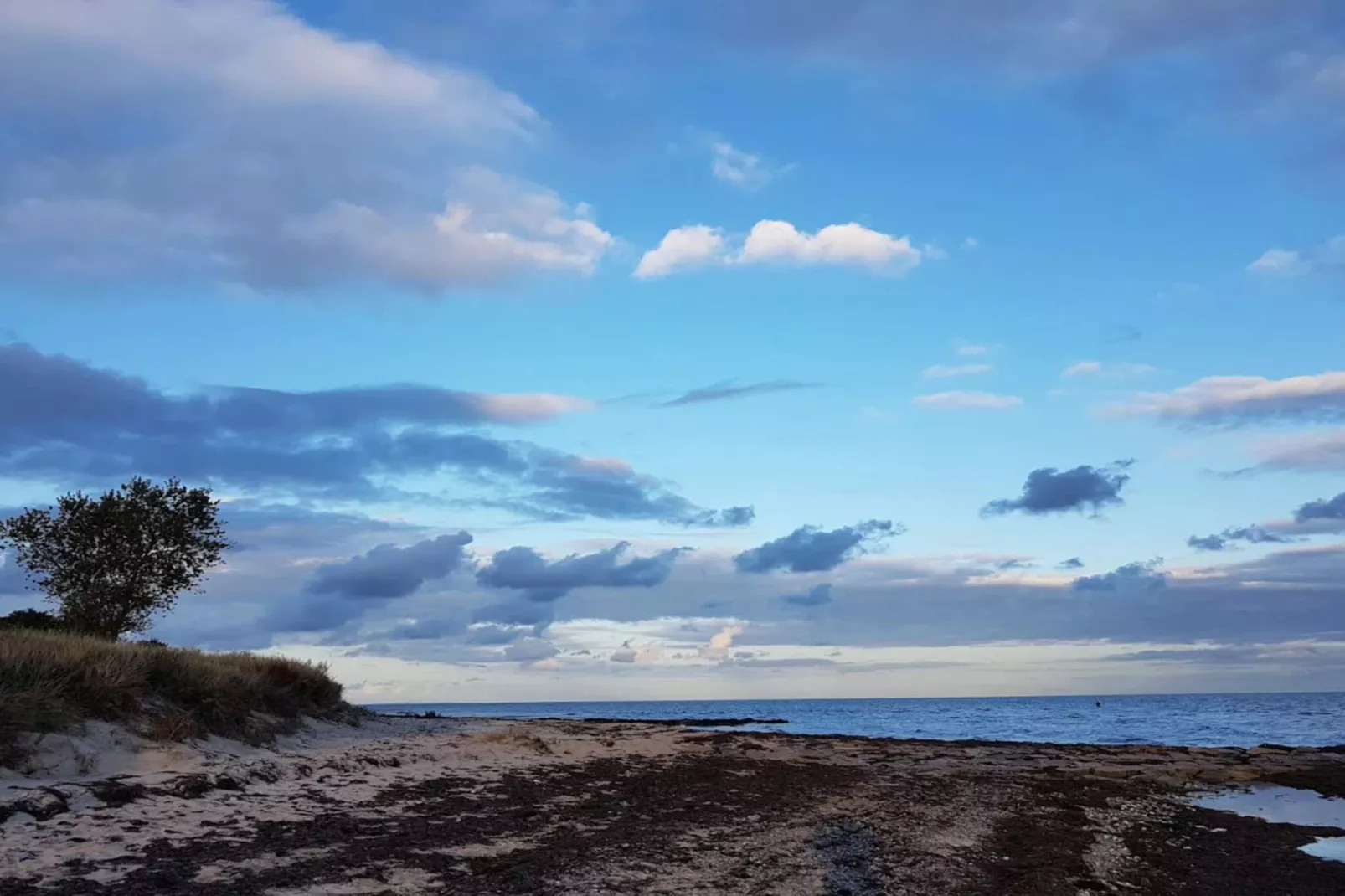 Licht strandhuis in Marielyst -- By Traum Ferienwohnungen-Waterzicht