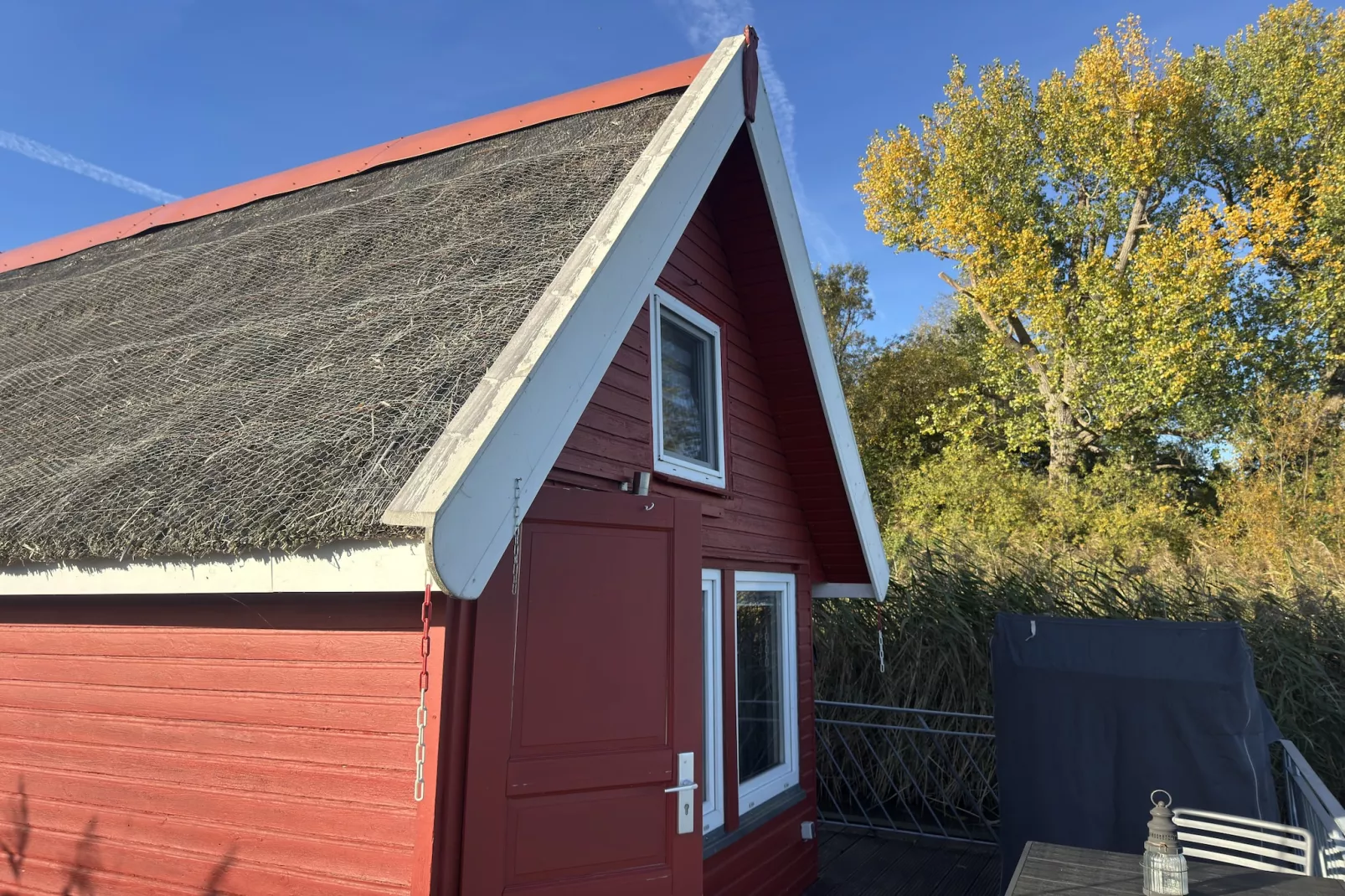 Bootshaus direkt am See mit eigenem Steg-Buitenkant zomer