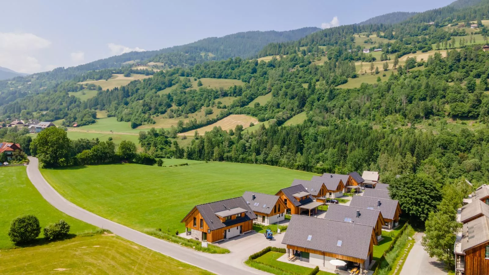 Mountain Chalet Alpinchique-Buitenkant zomer