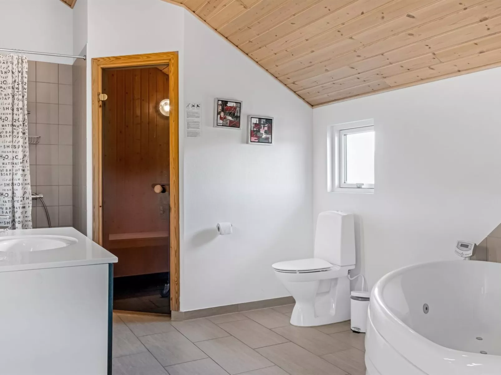 "Krum" - 4.5km from the sea-Binnen