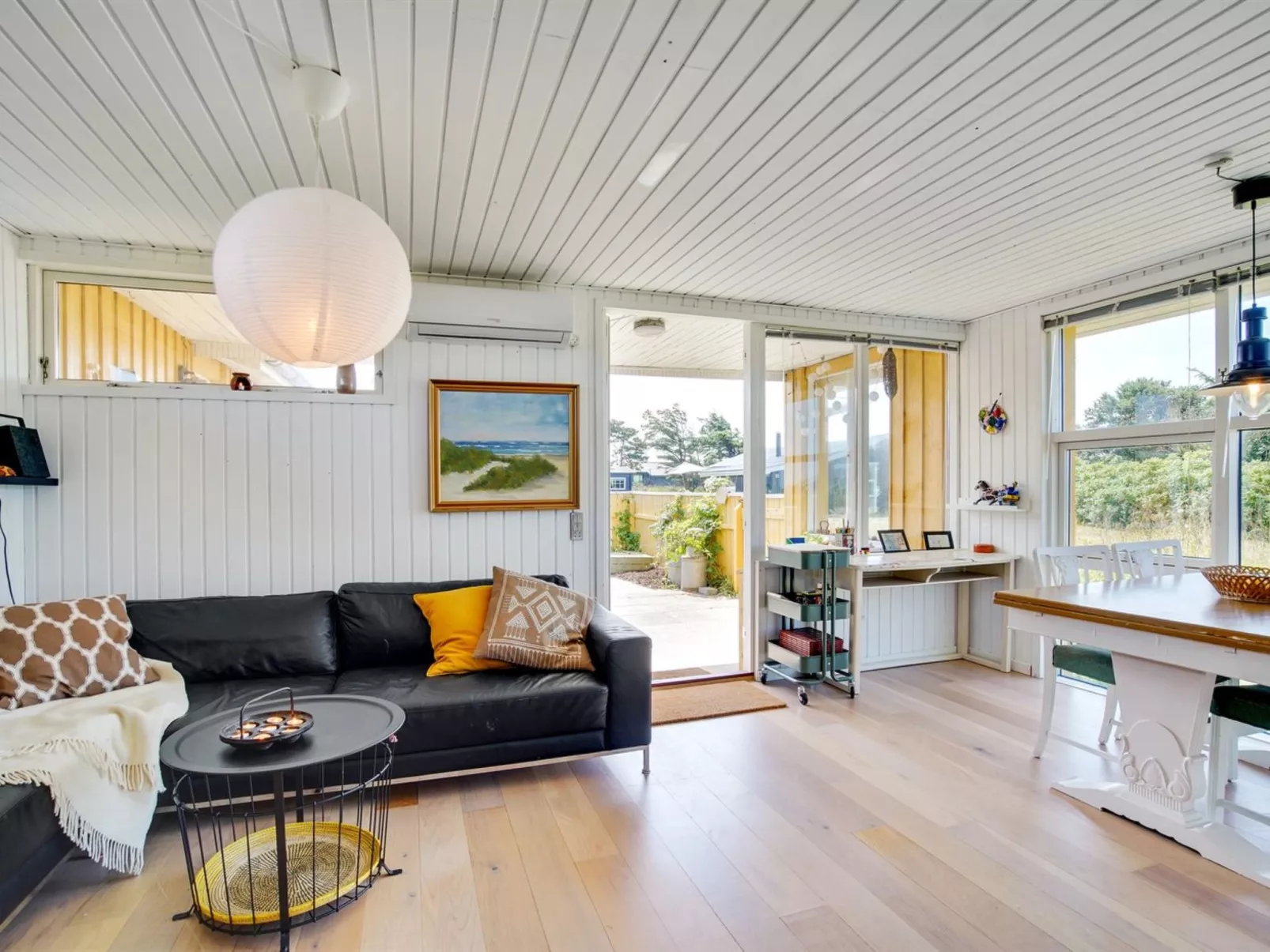 "Uffi" - 300m from the sea-Binnen