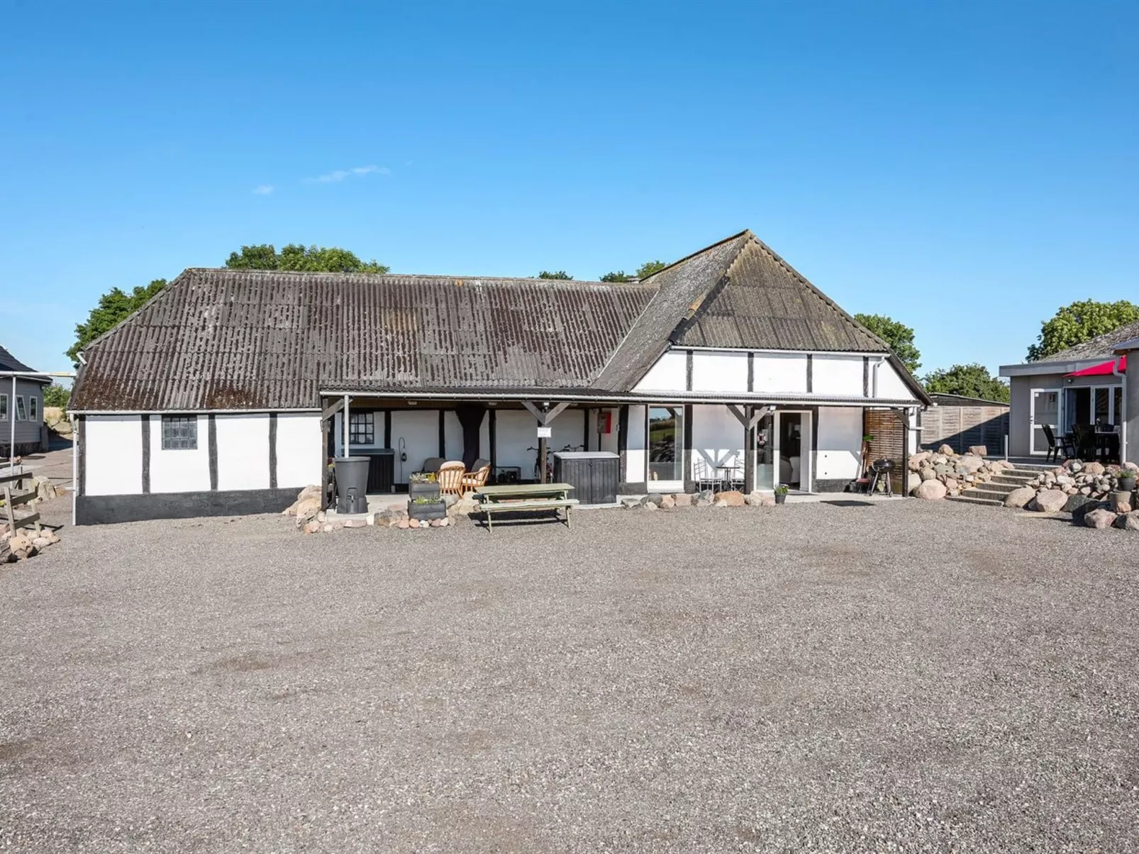 "Haralde" - 2.5km from the sea-Binnen