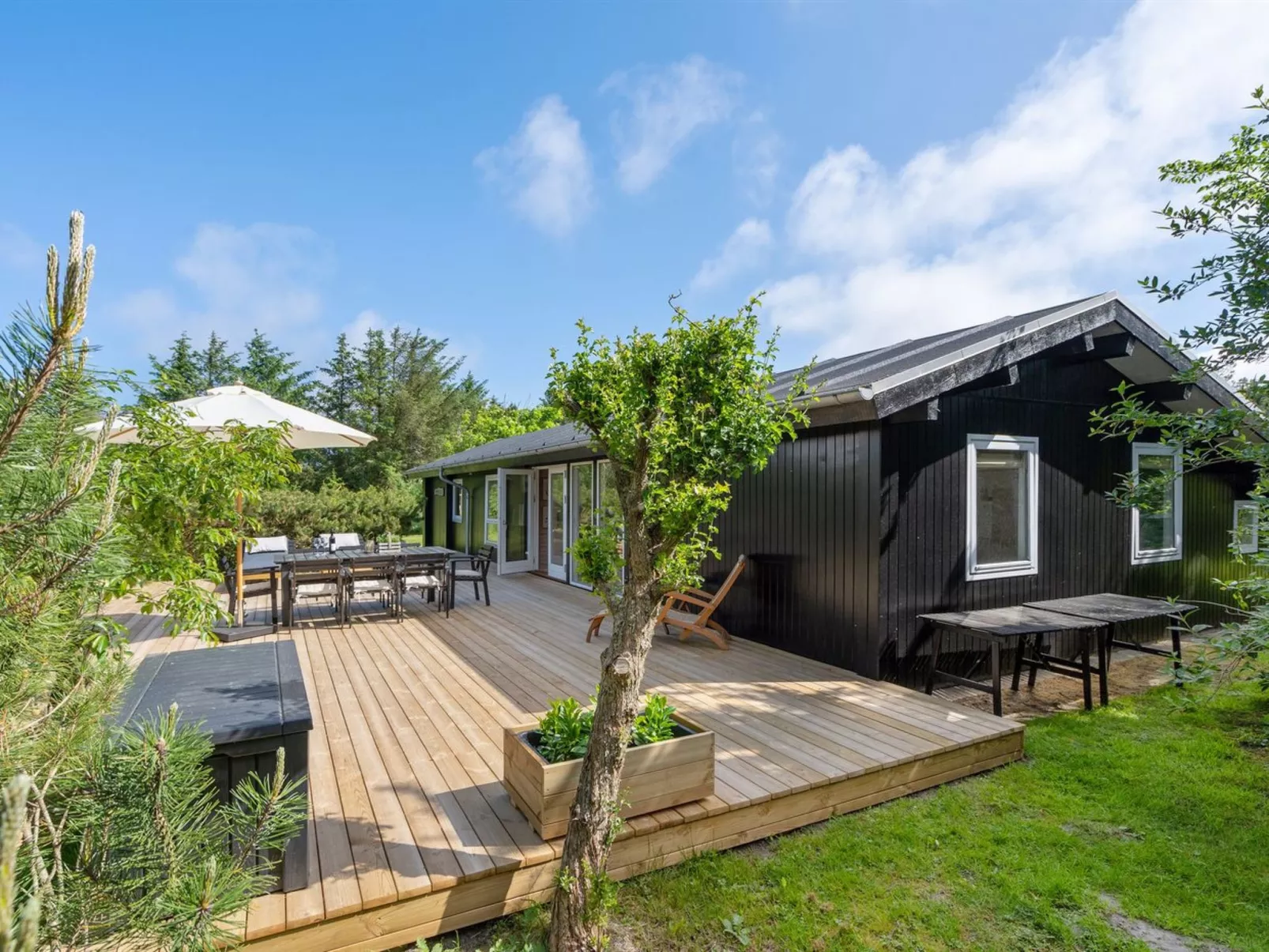 "Skogh" - 600m from the sea-Buiten