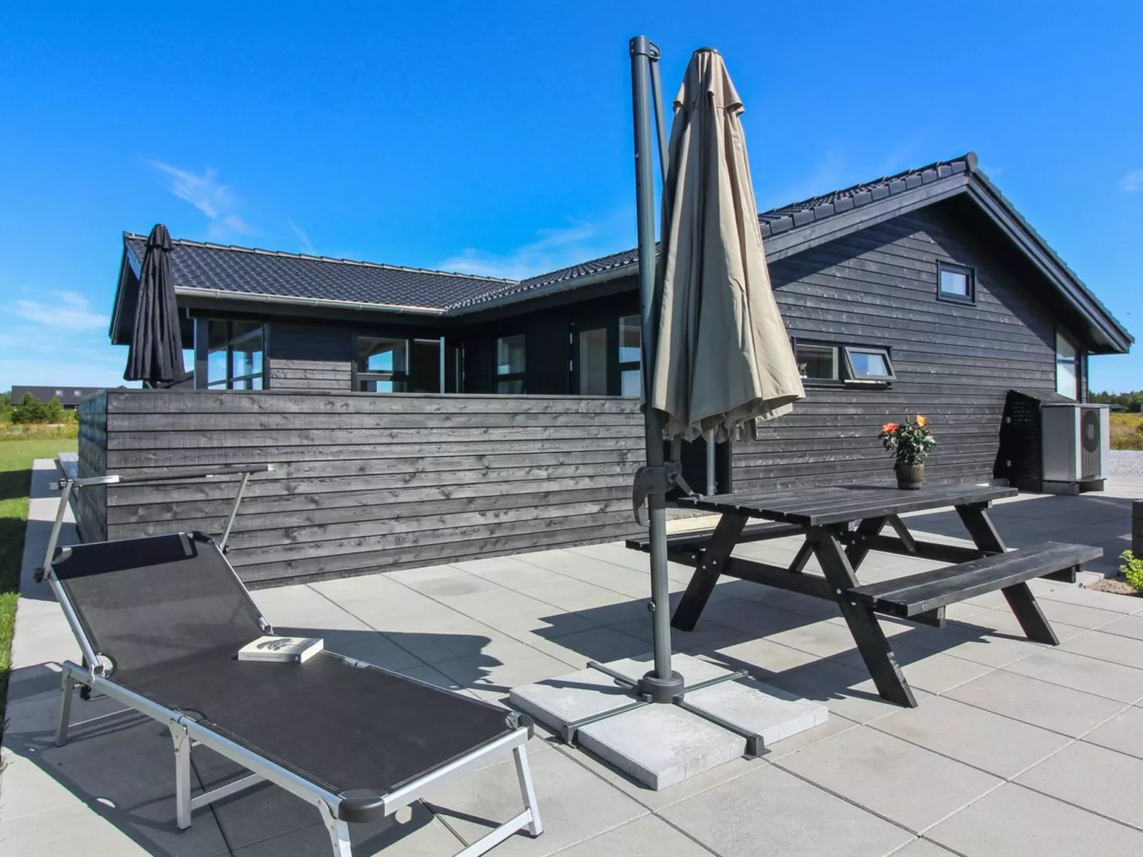 "Ariadne" - 900m from the sea-Buiten