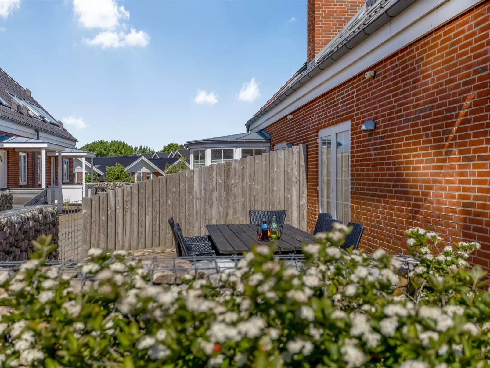 "Joonas" - 100m from the sea-Buiten