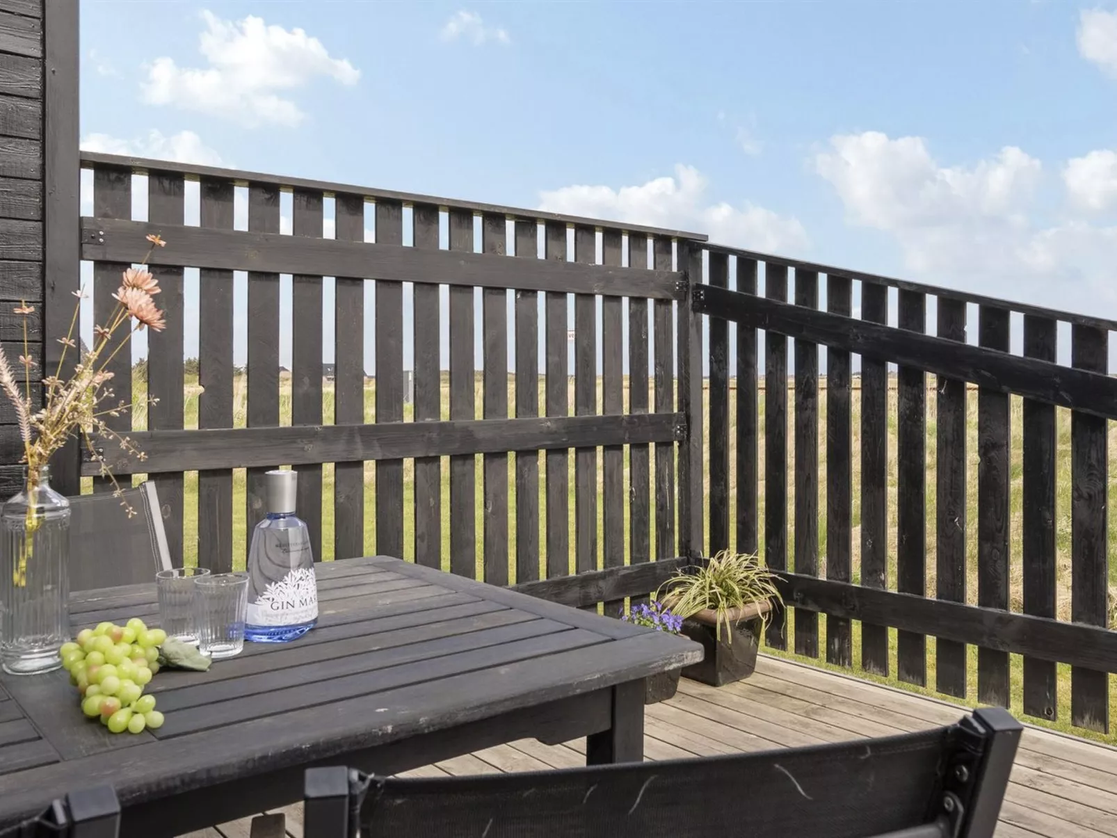 "Damaskin" - 300m from the sea-Buiten