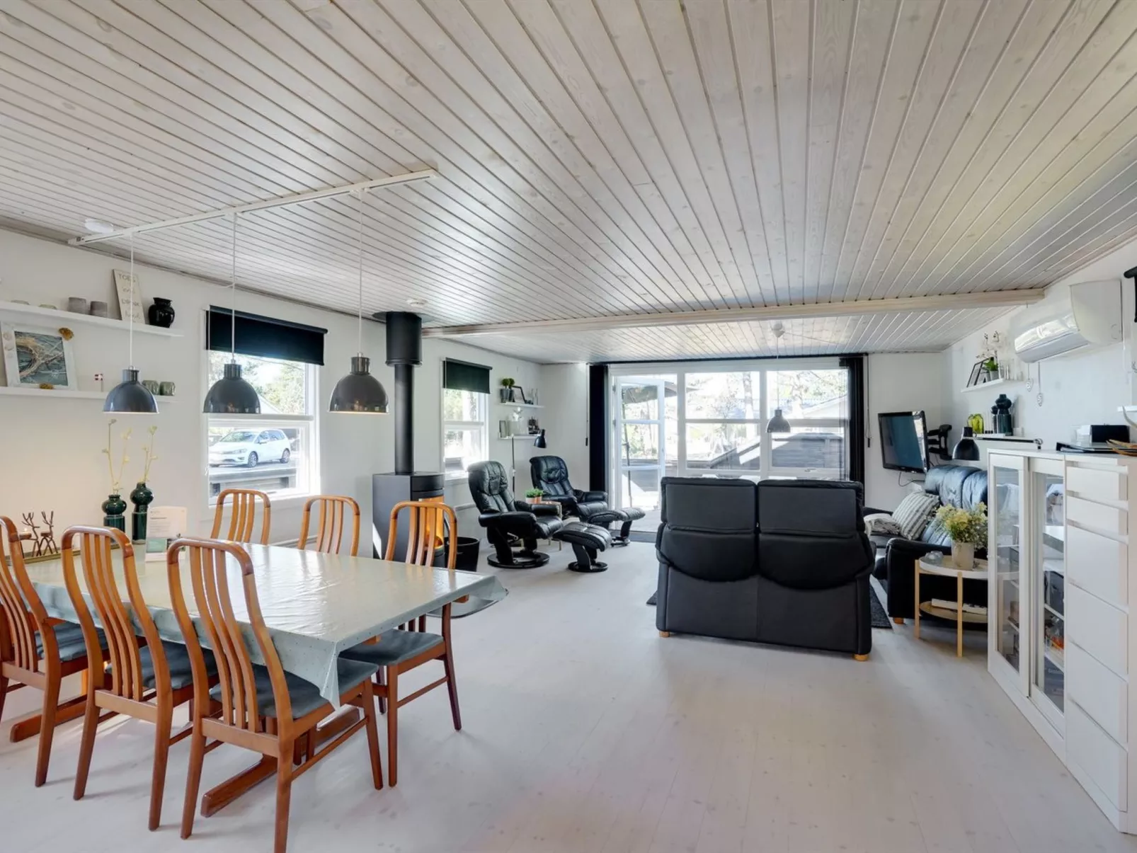 "Gottfrida" - 2km from the sea-Binnen