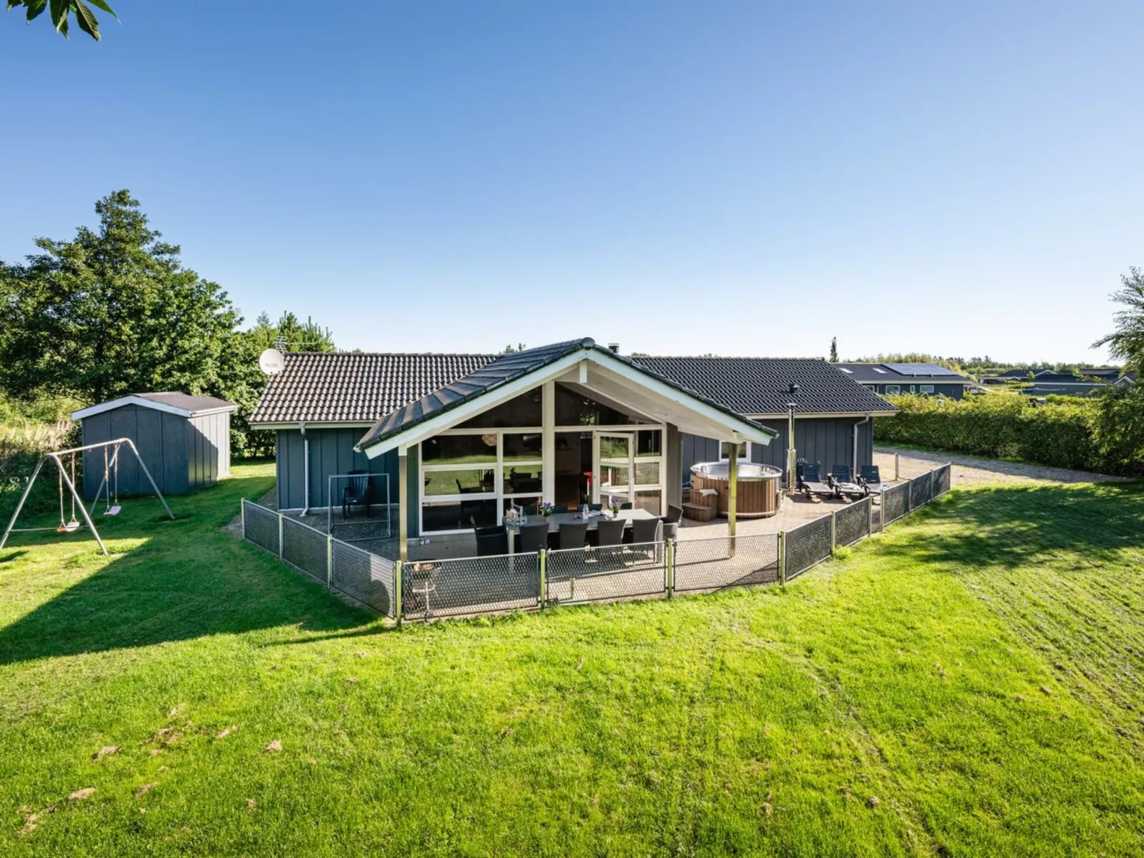 "Findus" - 1.2km to the fjord-Buiten