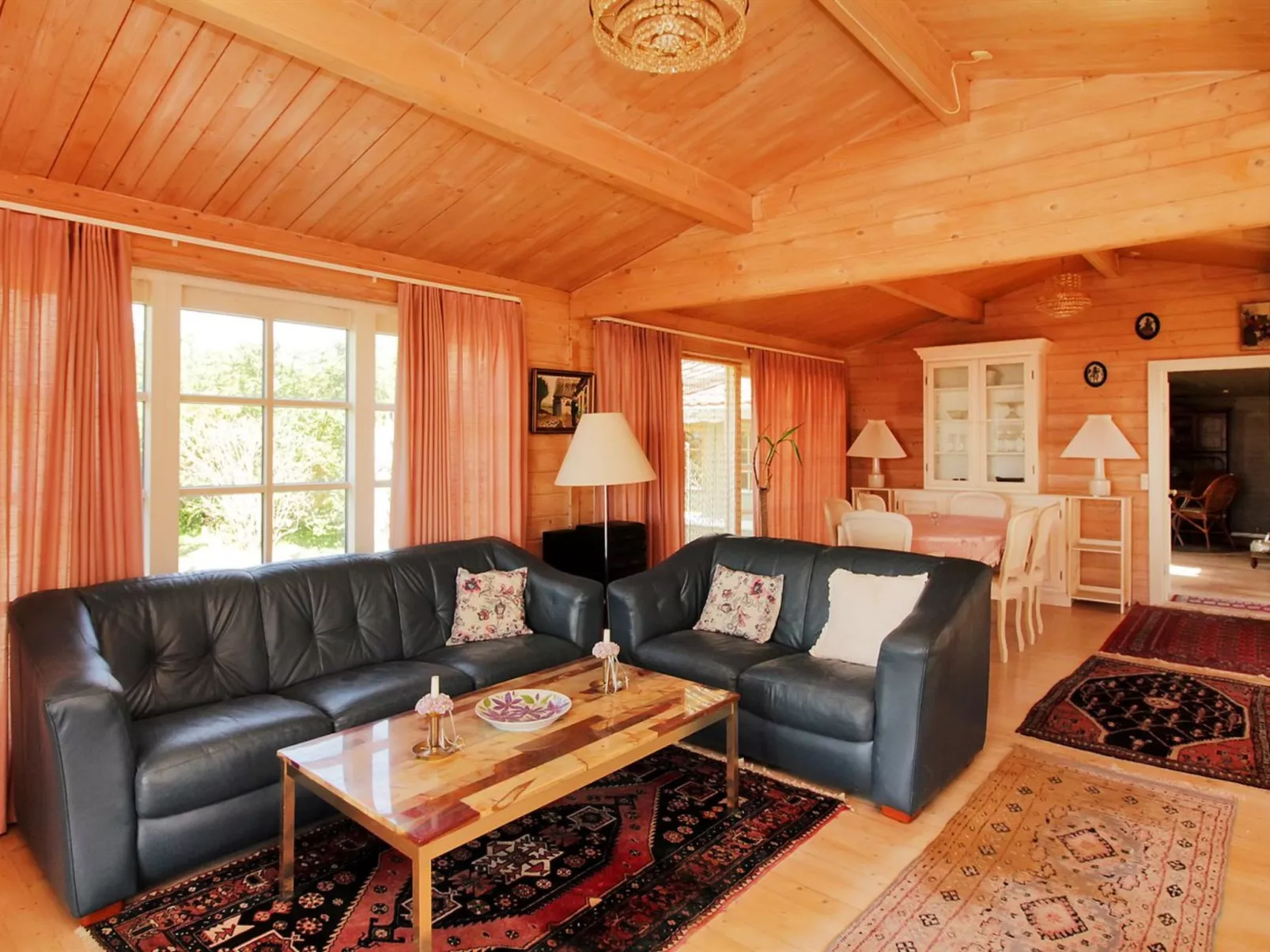 "Enrik" - 123m from the sea-Binnen