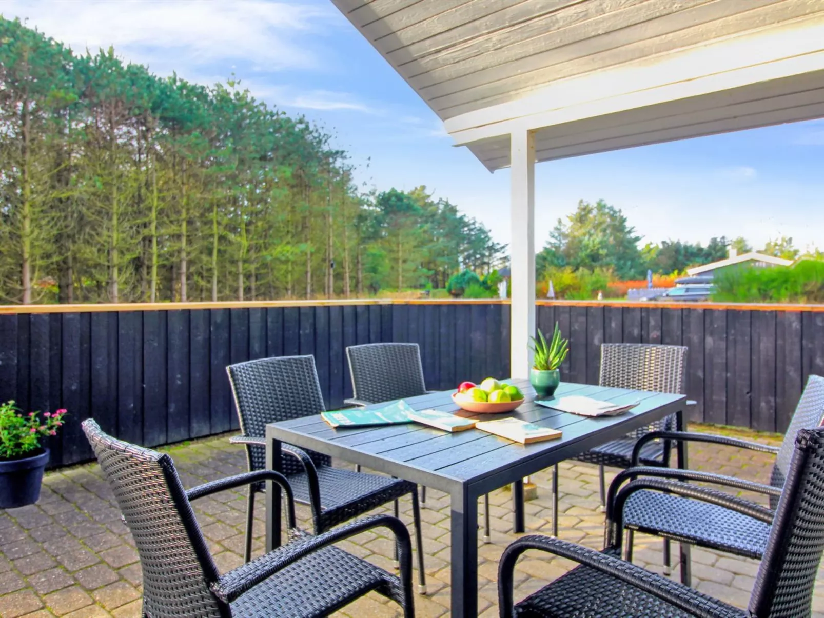 "Nahele" - 500m from the sea-Buiten