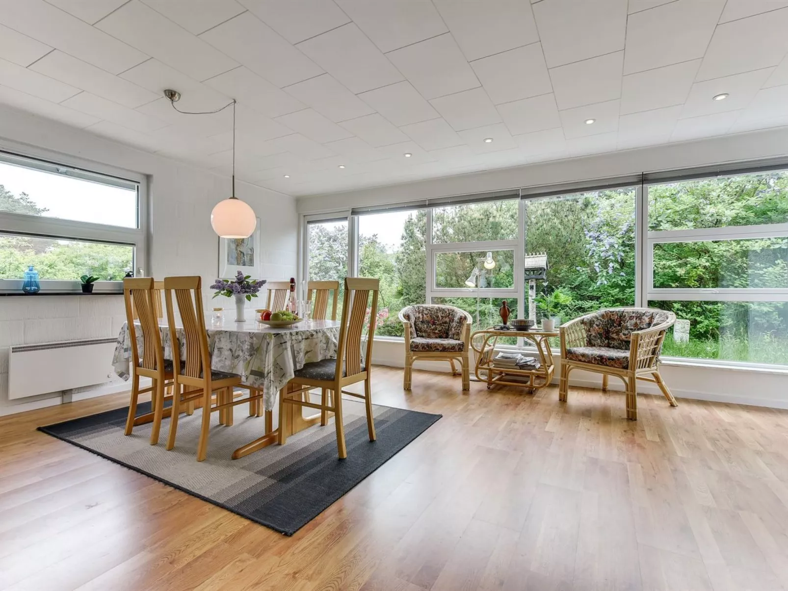 "Vicky" - 4km from the sea-Binnen