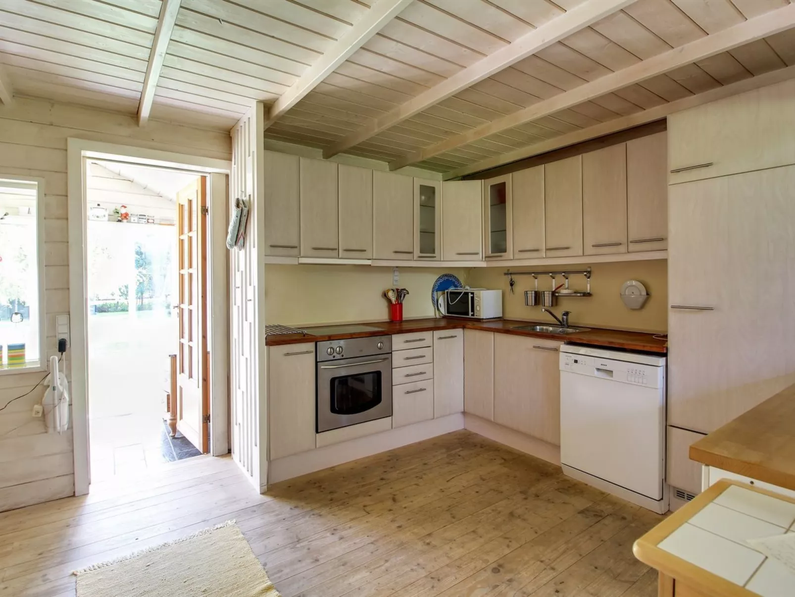 "Efimija" - 7km from the sea-Binnen