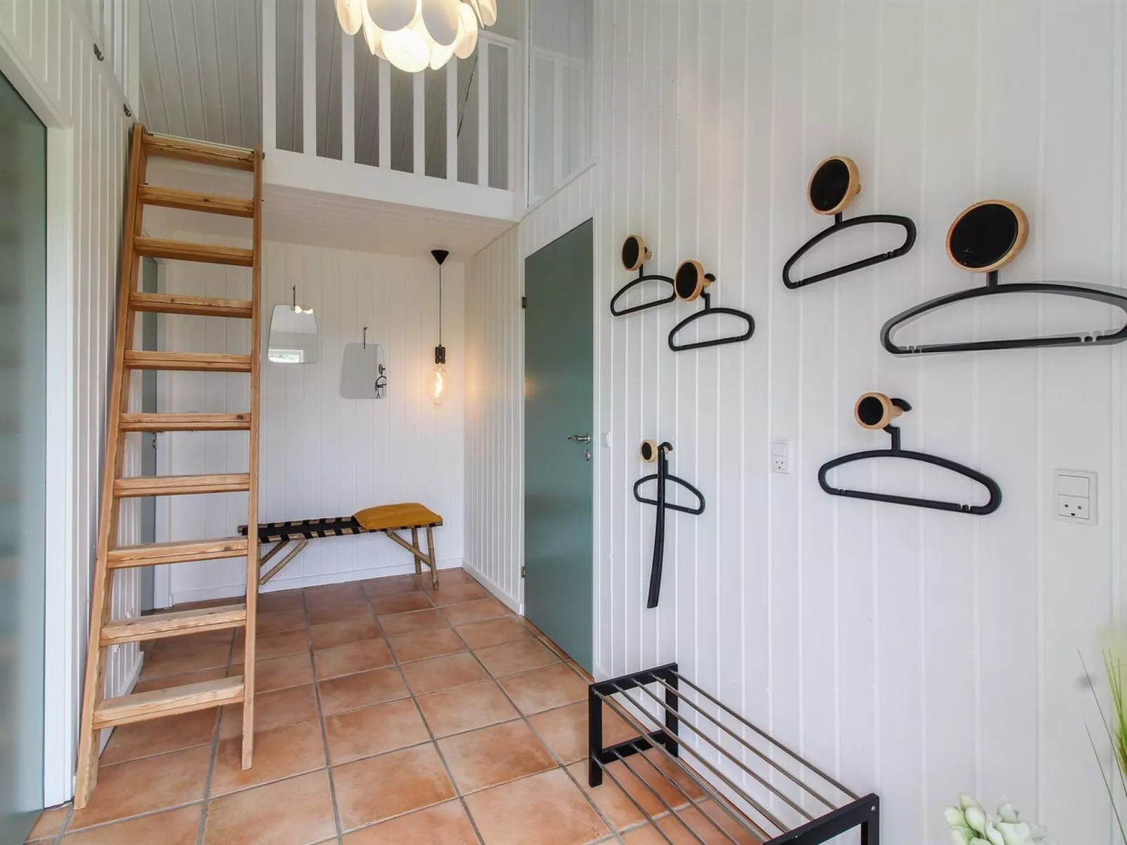 "Aved" - 350m from the sea-Binnen