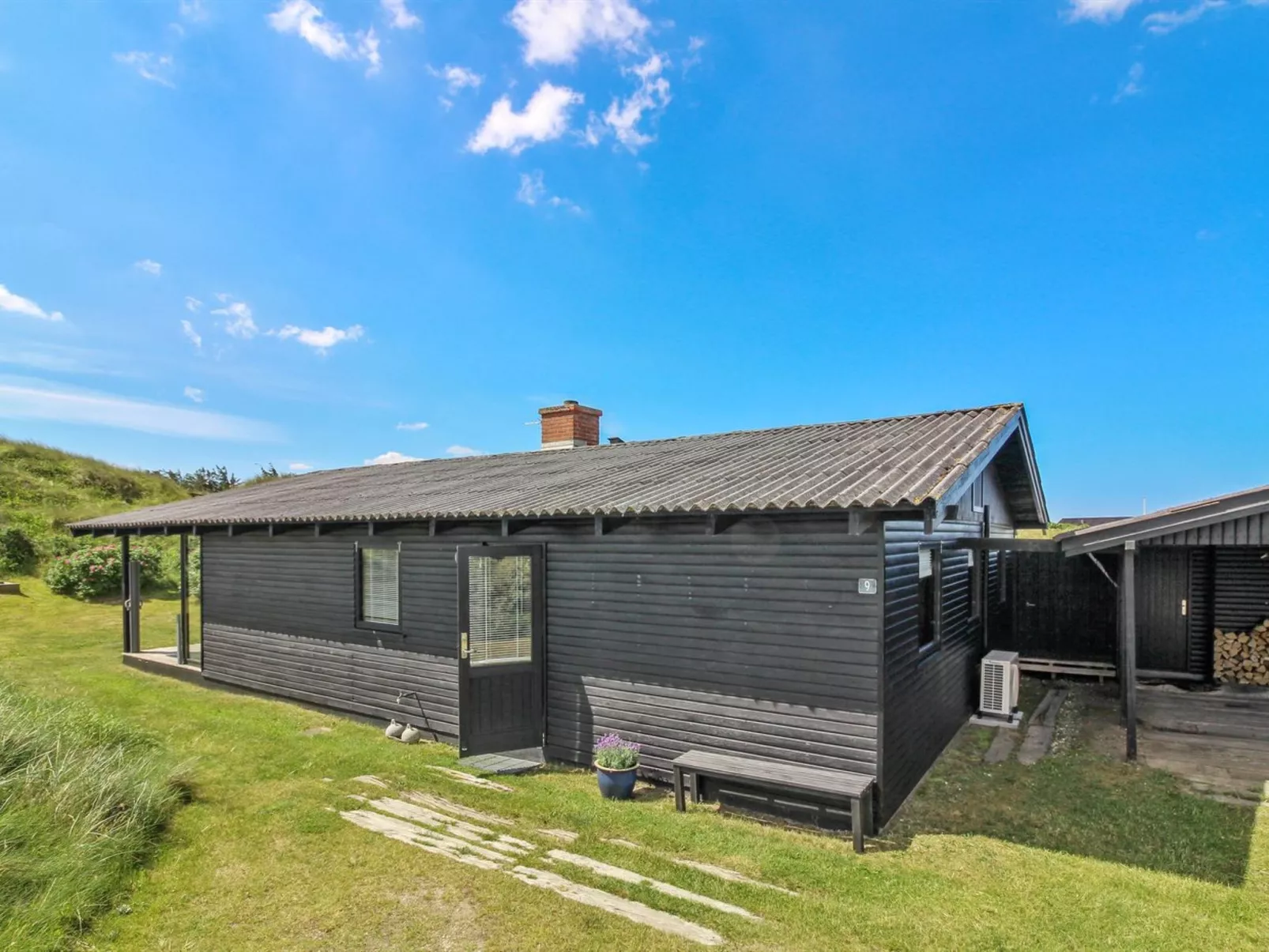 "Tulir" - 300m from the sea-Buiten