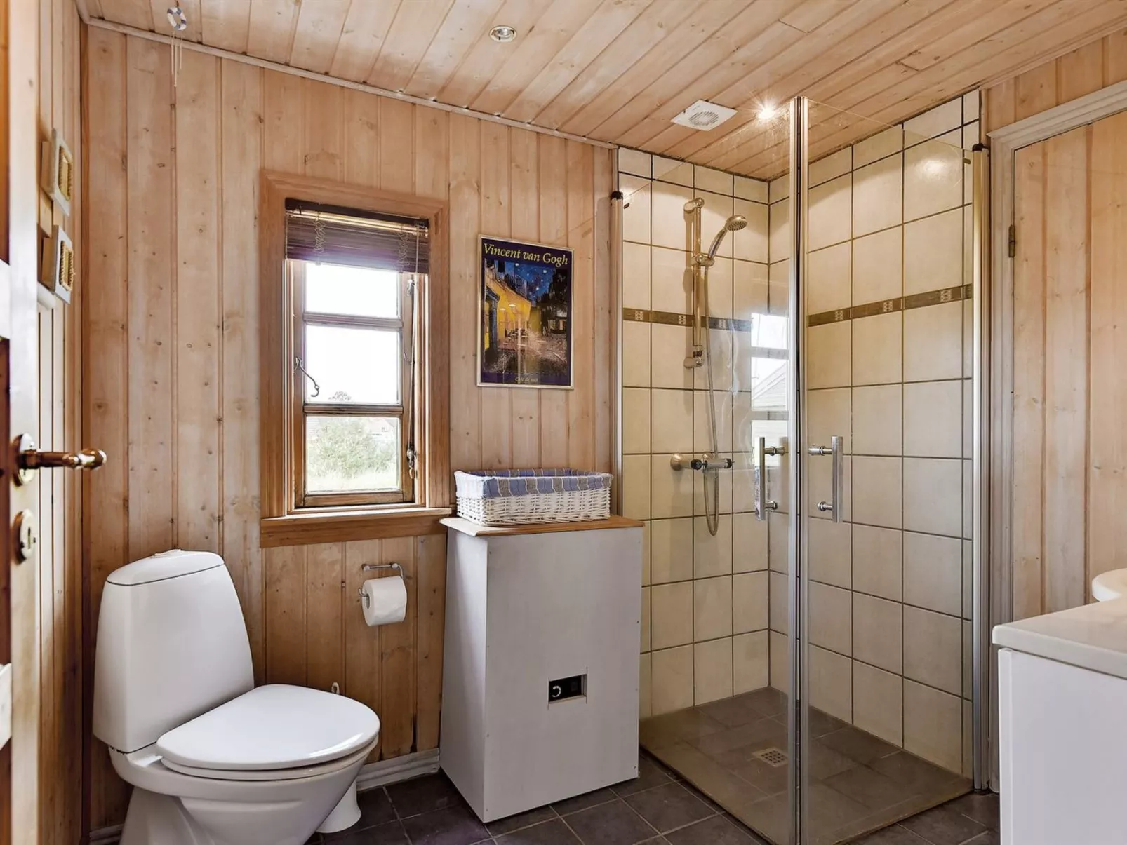 "Dortea" - 600m from the sea-Binnen