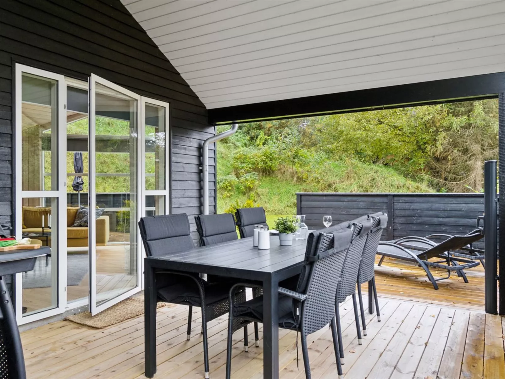 "Benno" - 2.1km from the sea-Buiten