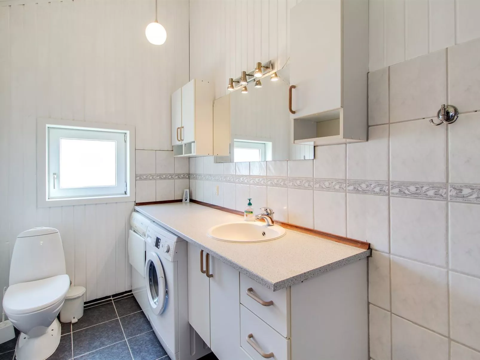 "Rani" - 800m from the sea-Binnen