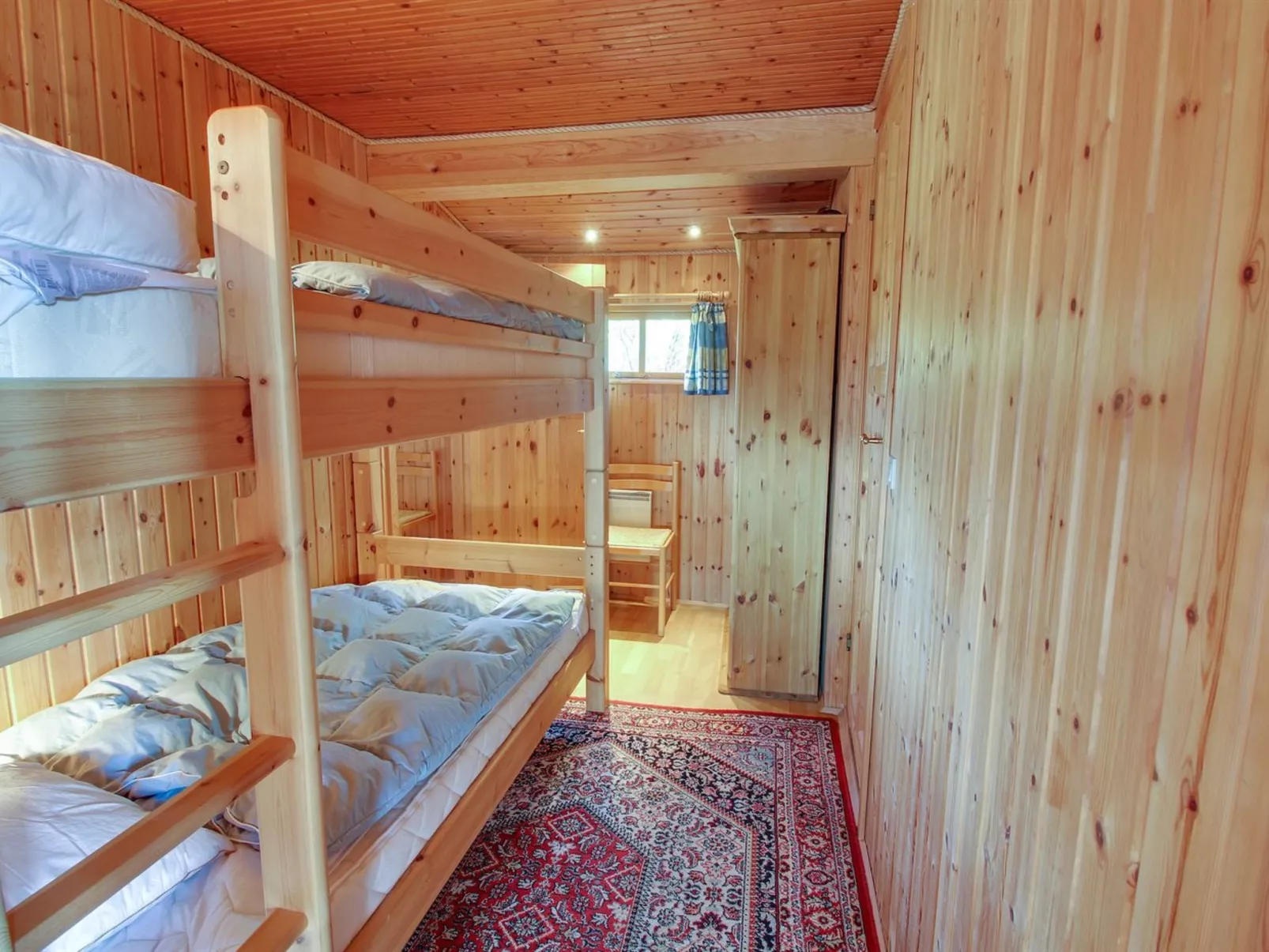 "Soeren" -  from the sea-Binnen