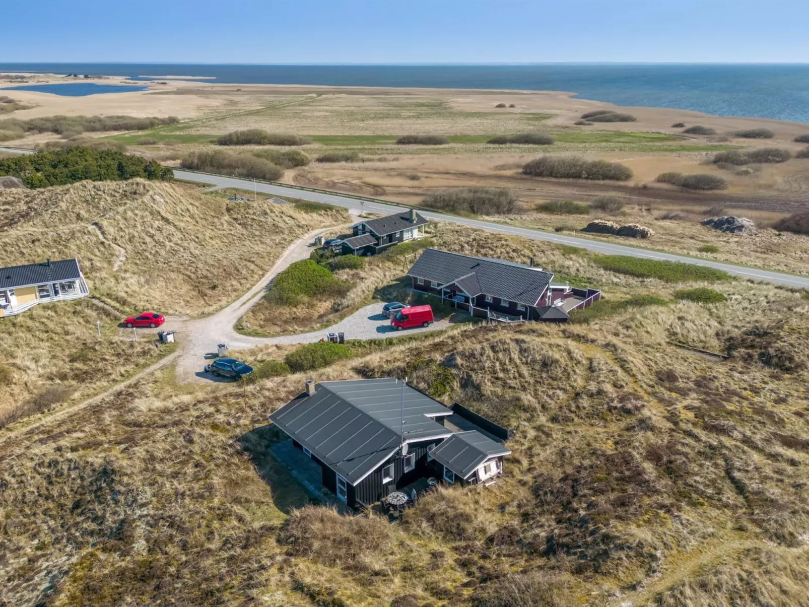 "Vina" - 200m to the fjord-Buiten