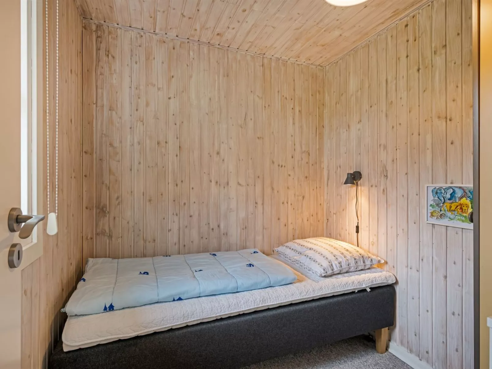 "Gertine" - 650m to the fjord-Binnen