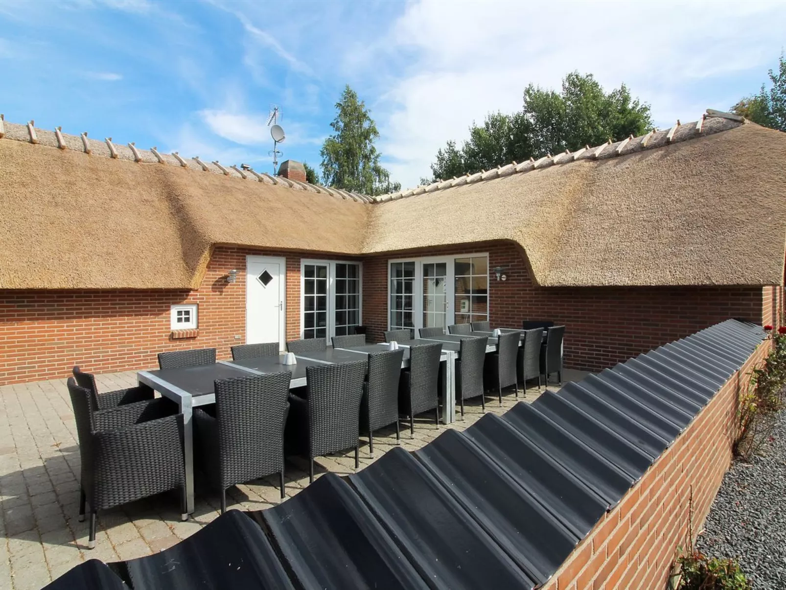 "Erra" - 250m from the sea-Buiten