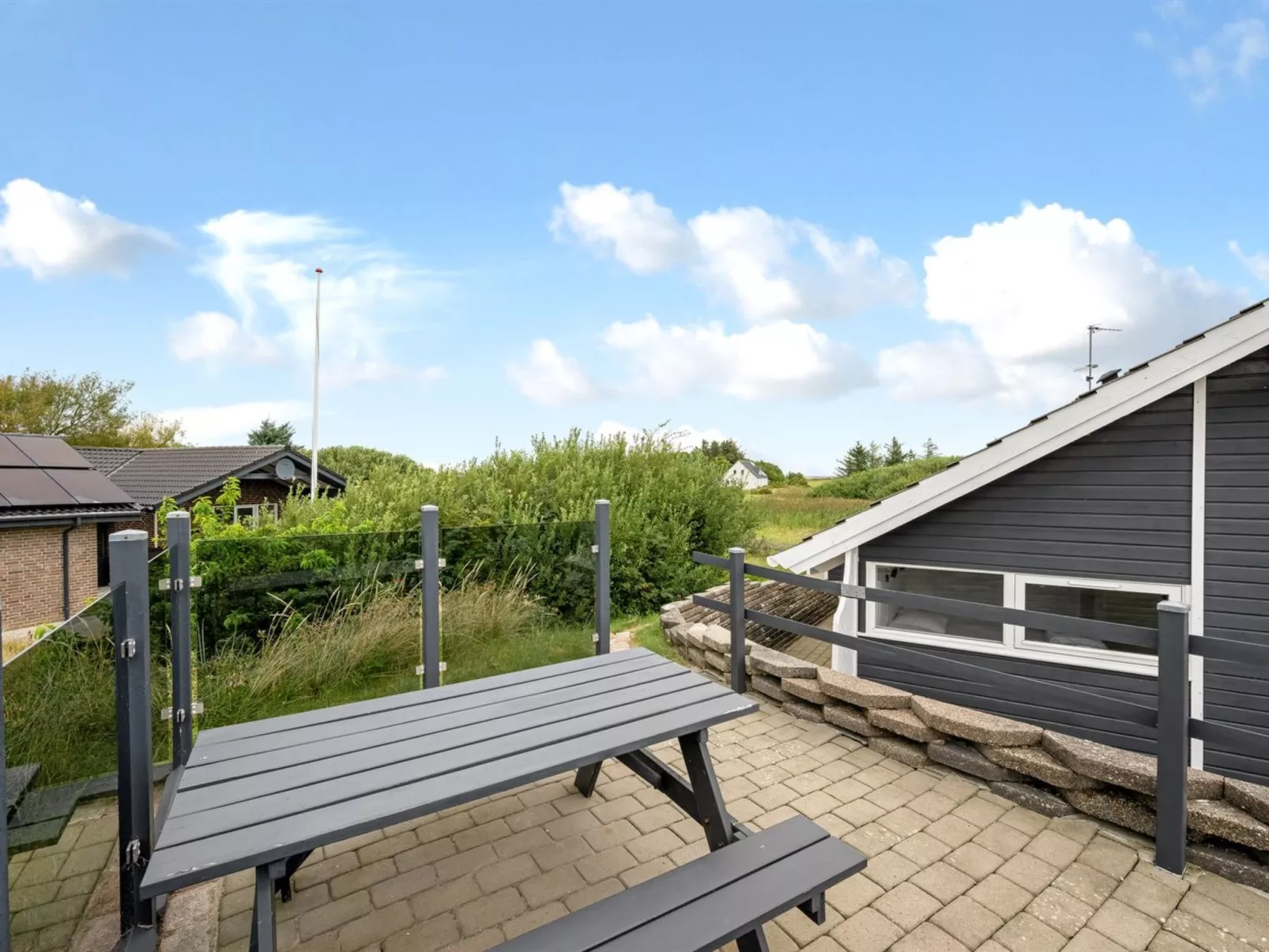 "Cyrill" - 250m to the fjord-Buiten