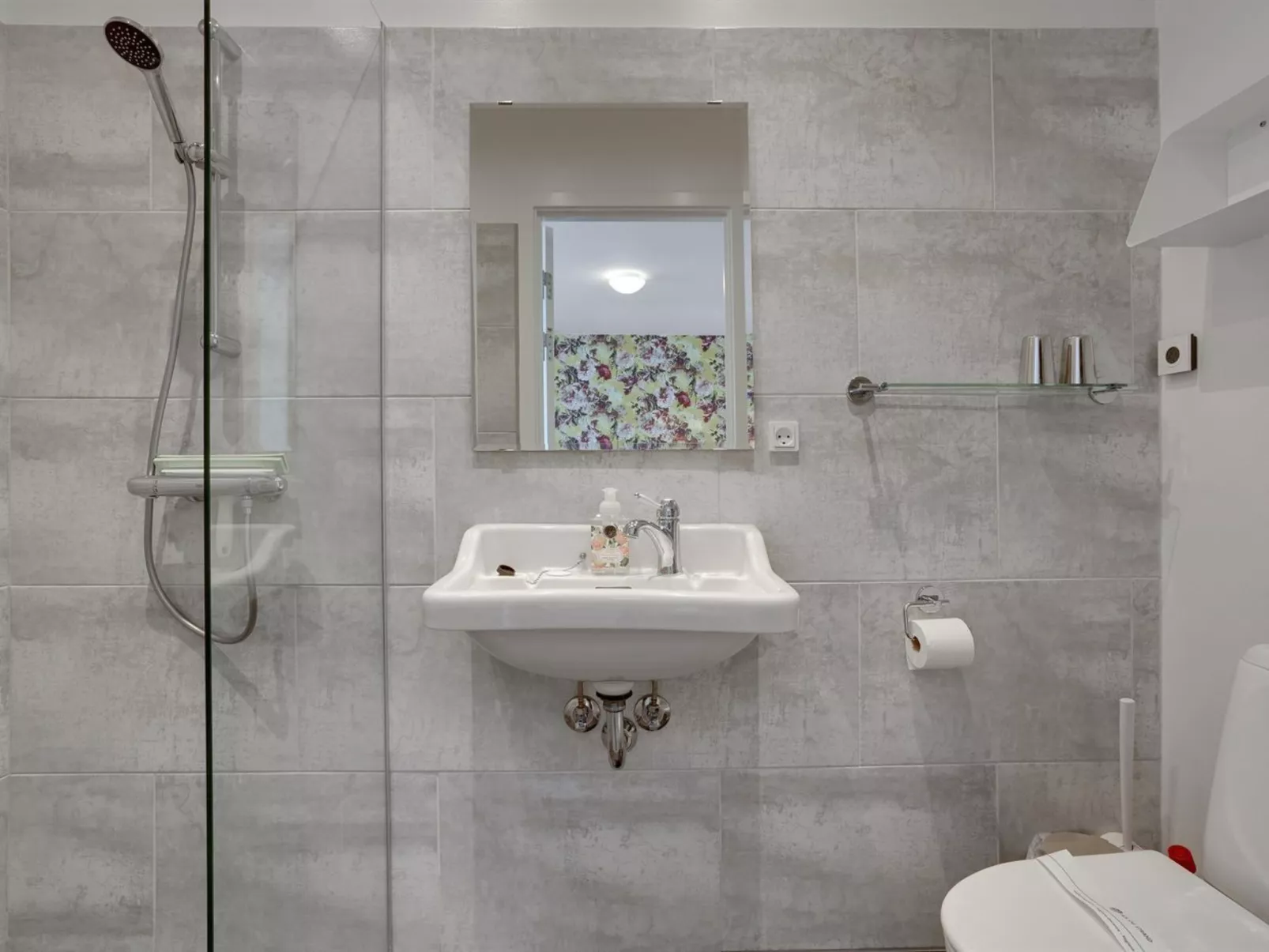 "Samson" - 100m from the sea-Binnen