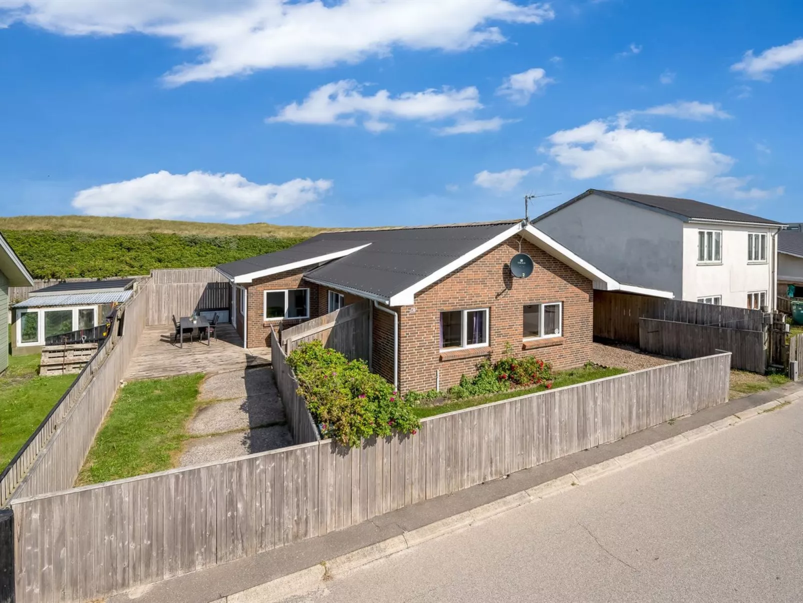 "Heming" - 100m from the sea-Buiten