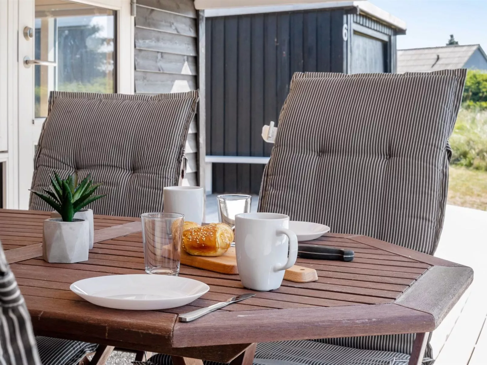 "Tameran" - 700m from the sea-Buiten