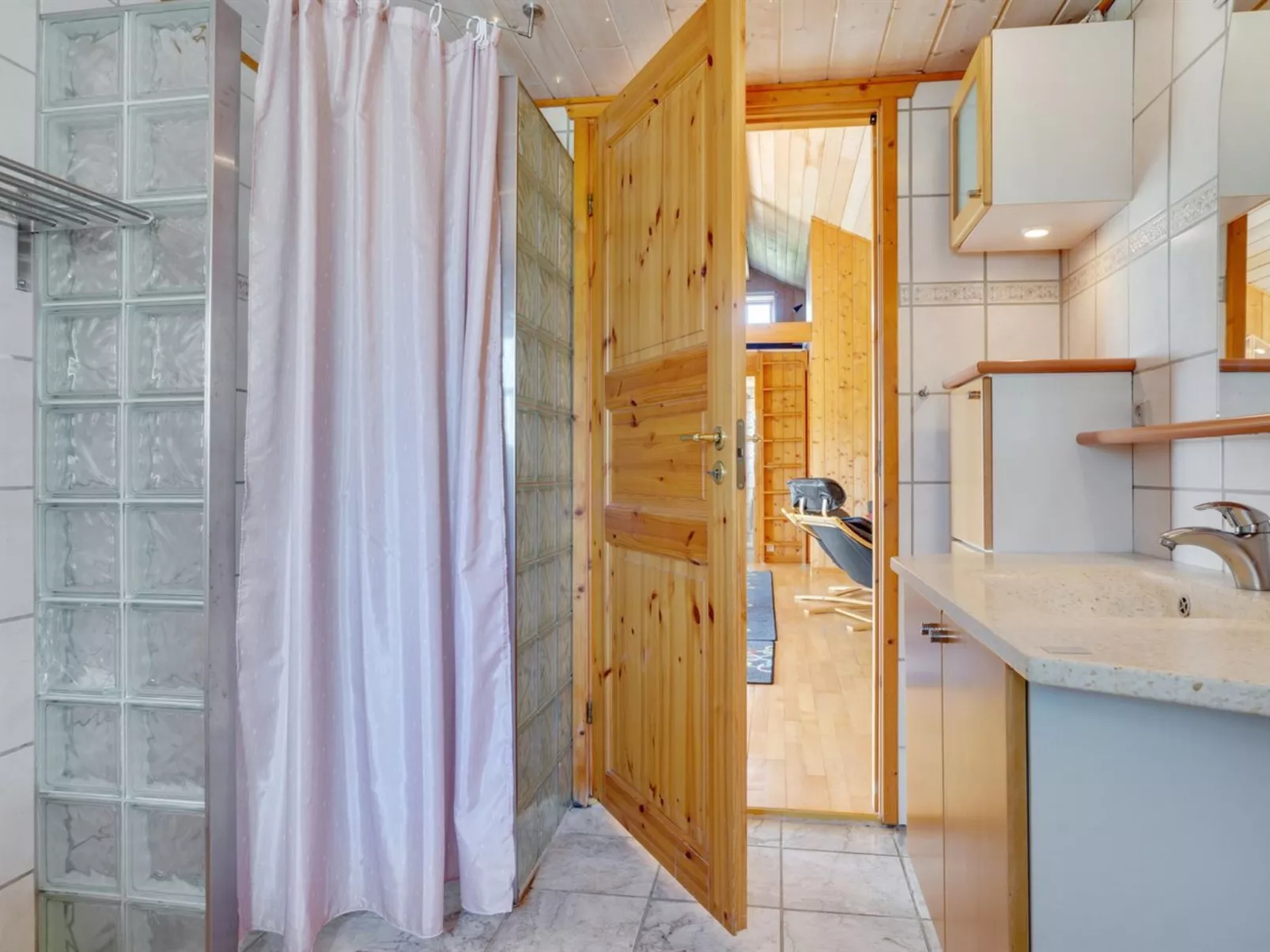 "Hæryst" - 175m from the sea-Binnen